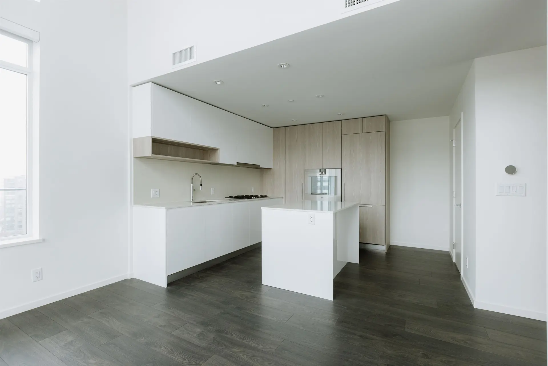 #1301 6500 Minoru Boulevard - Image 3