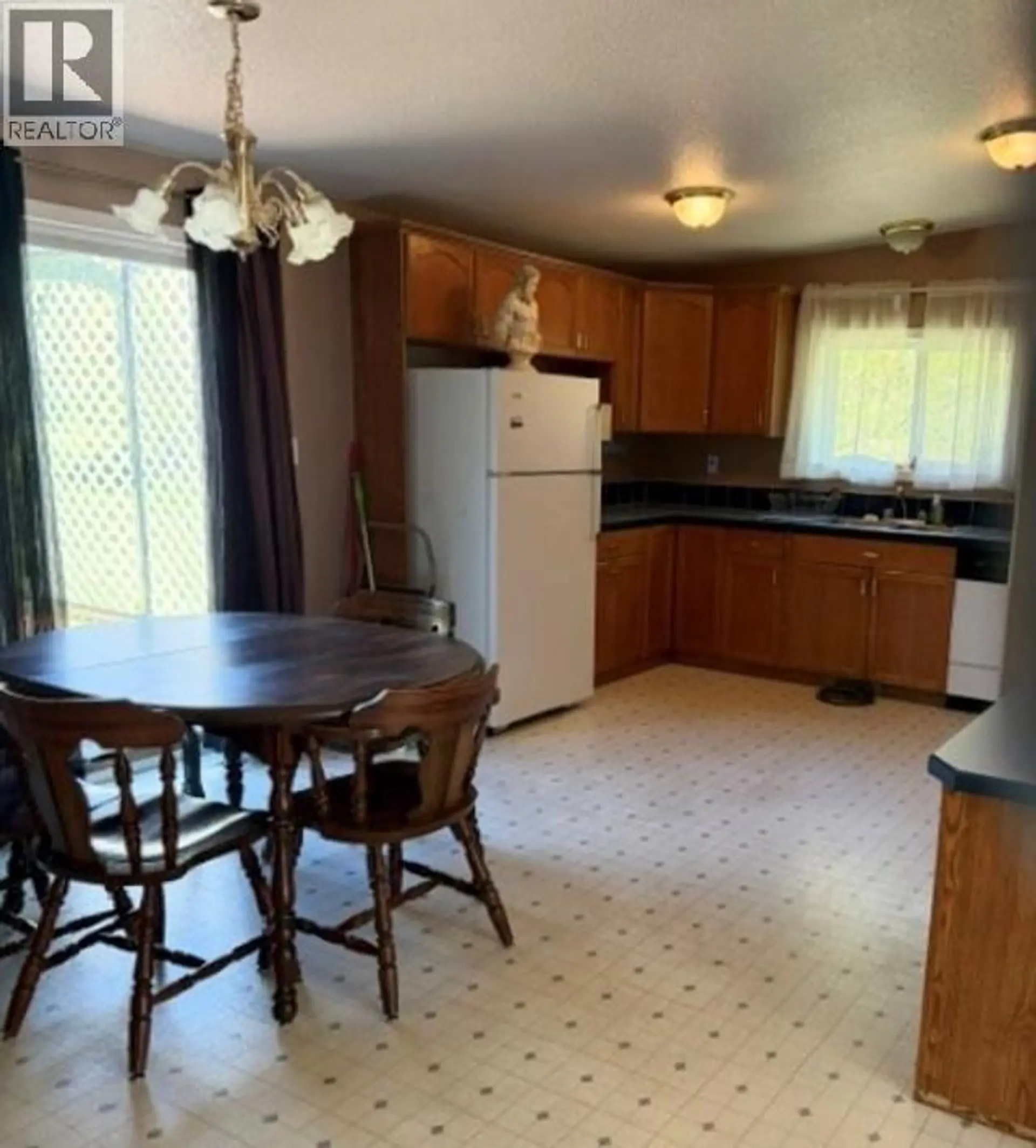 8477 ROWLAND ROAD - Image 6