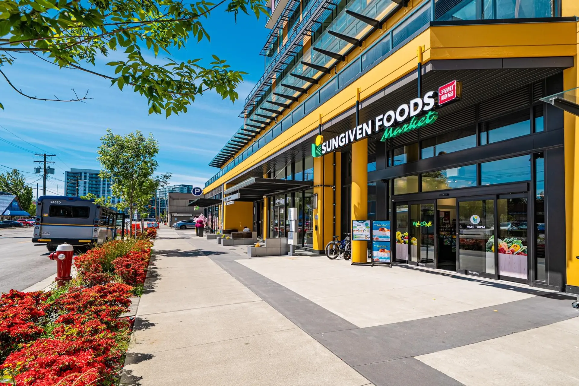 #1202 8111 Park Road - Image 2