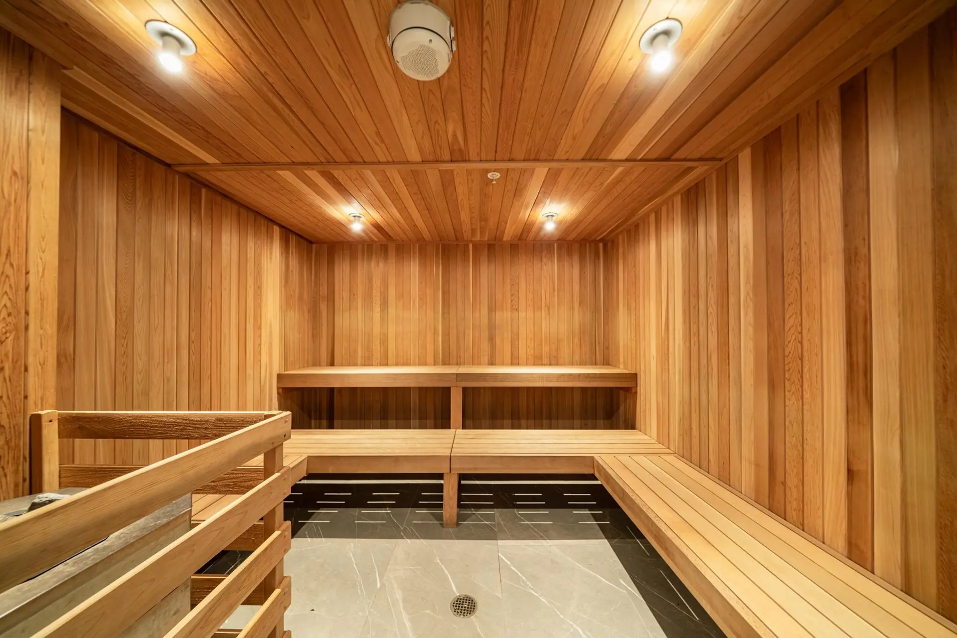 #1202 8111 Park Road - Image 9