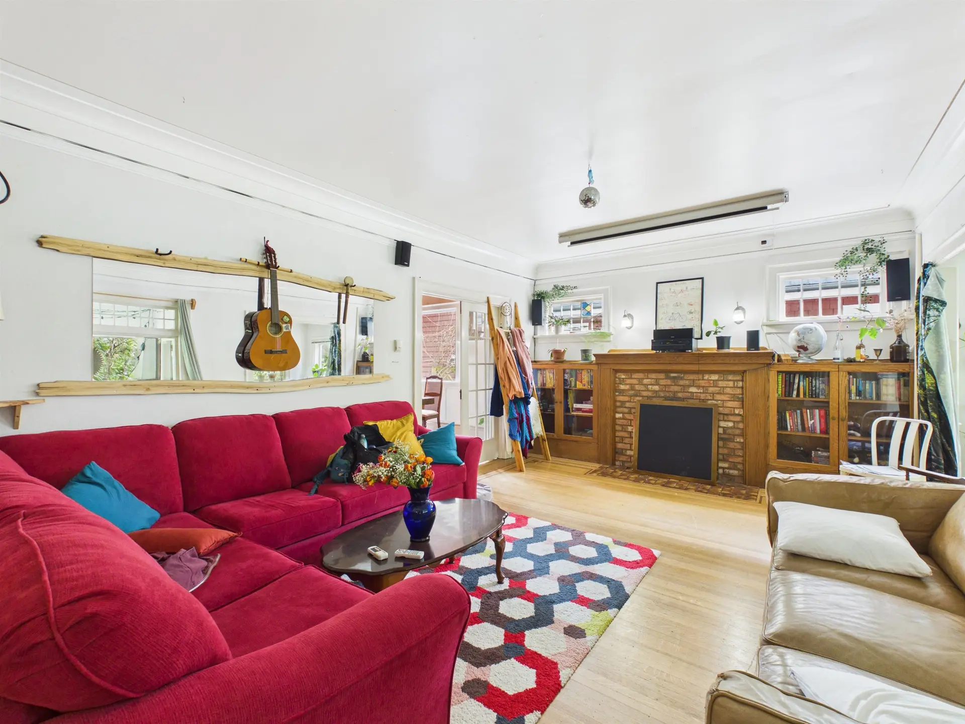 4370 Osler Street - Image 2