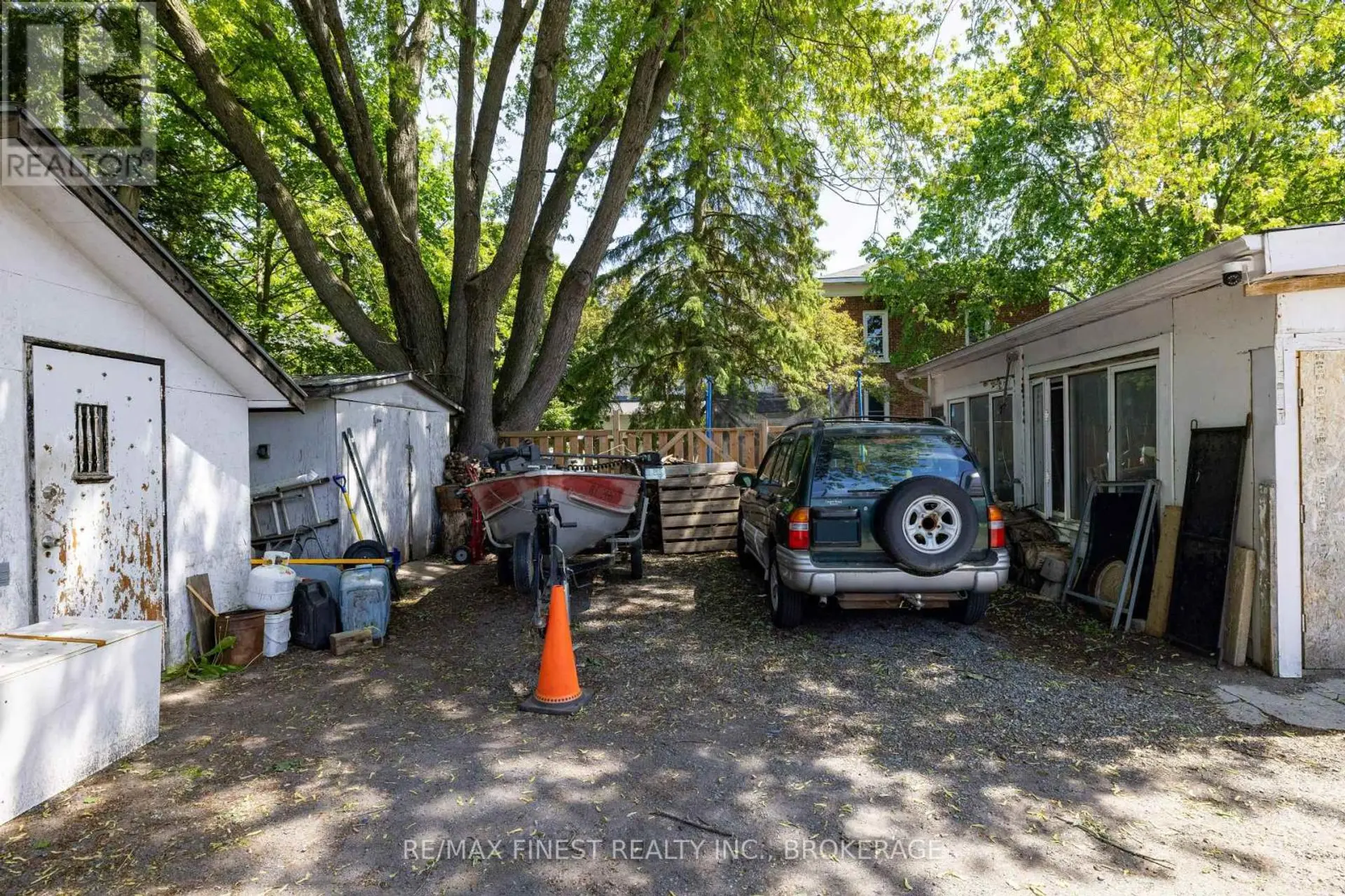 45 GRAHAM STREET W - Image 17