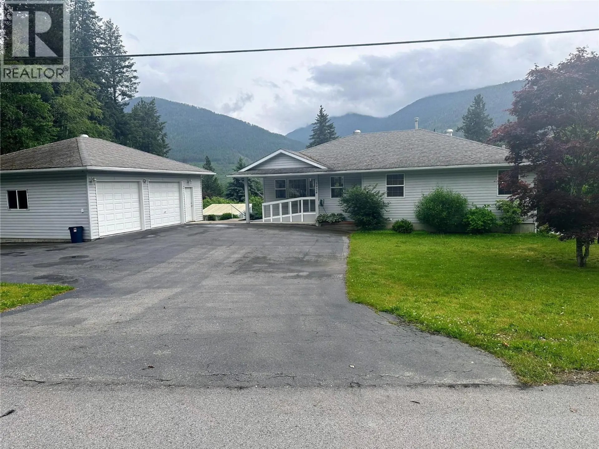 Property at 5924 Stafford Road, Nelson, BC
