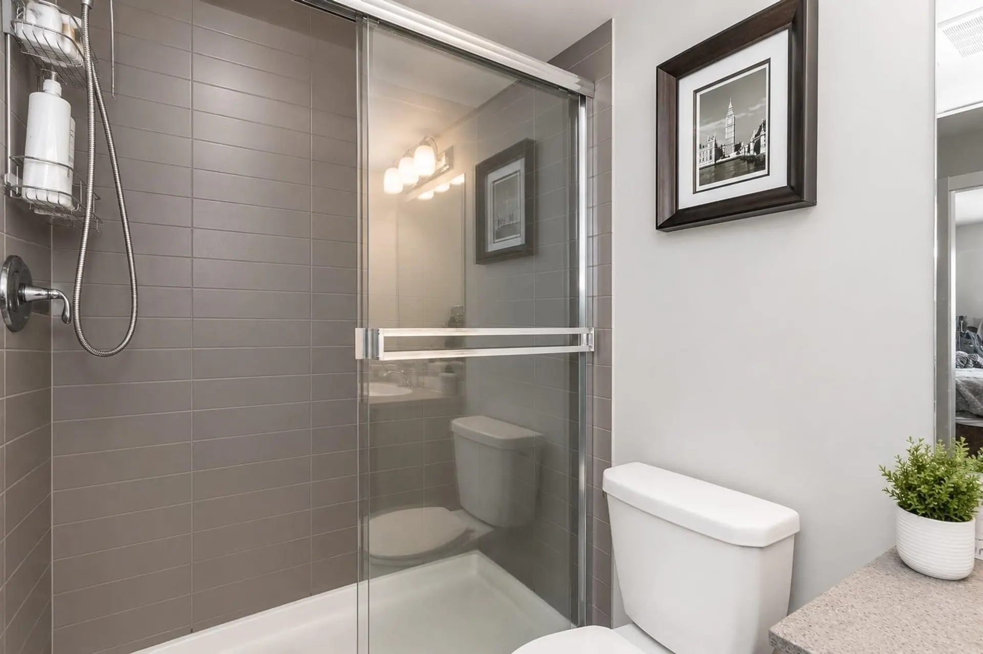 #112 2565 Campbell Avenue - Image 11
