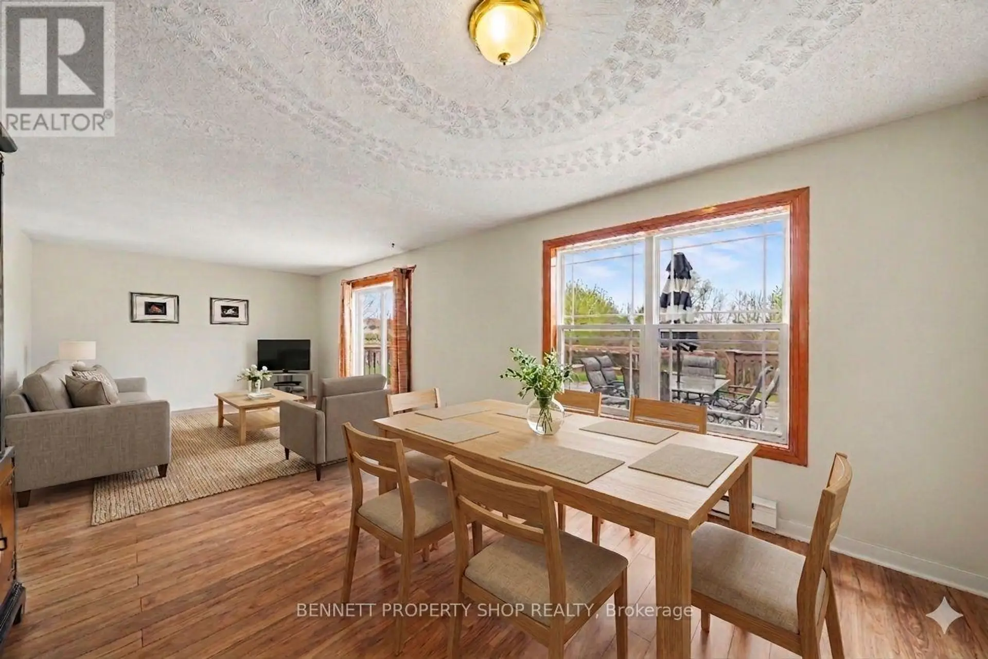22 POOLE CREEK CRESCENT - Image 6