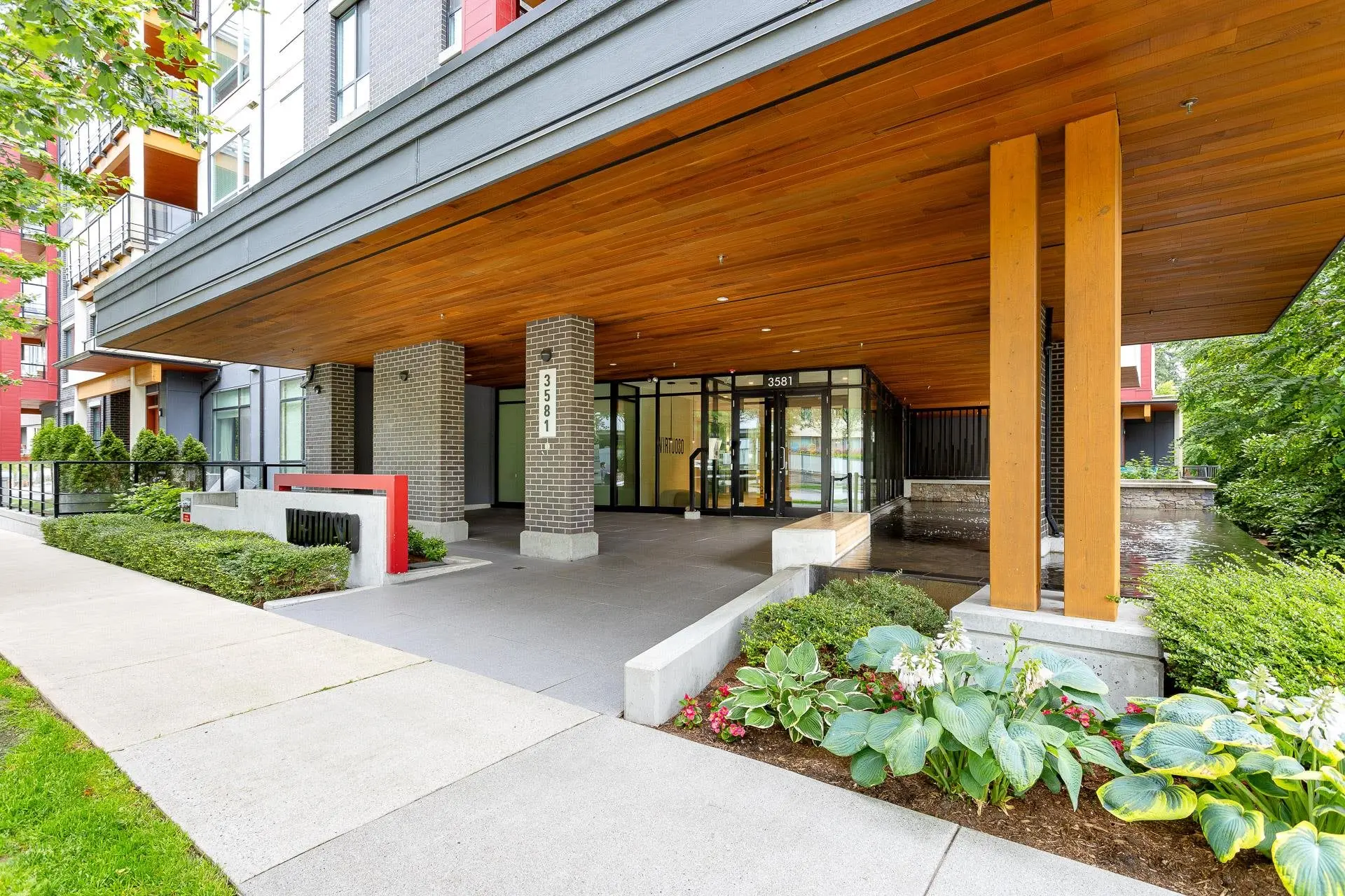 #212 3581 Ross Drive - Image 2