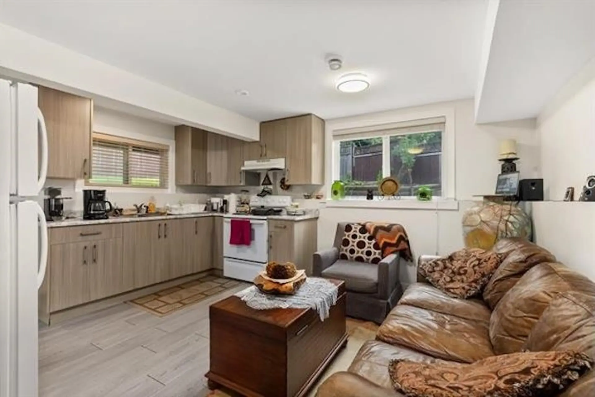 15077 86b Avenue - Image 14