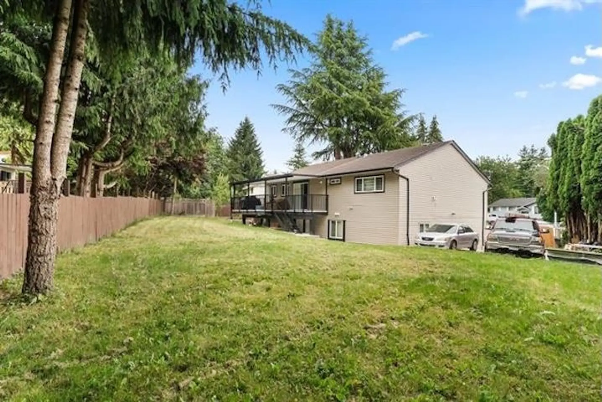 15077 86b Avenue - Image 11