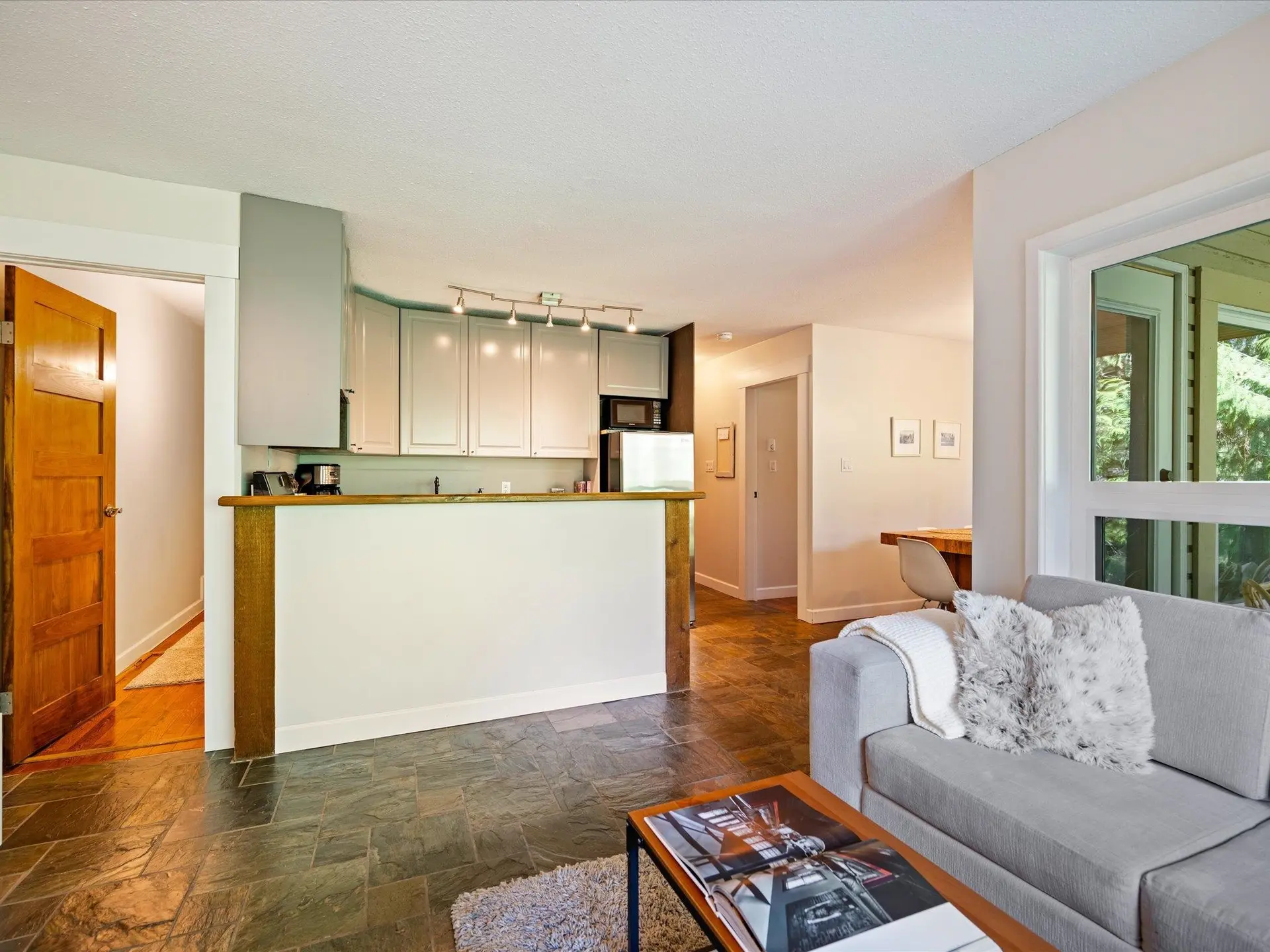 #1 2240 Gondola Way - Image 3