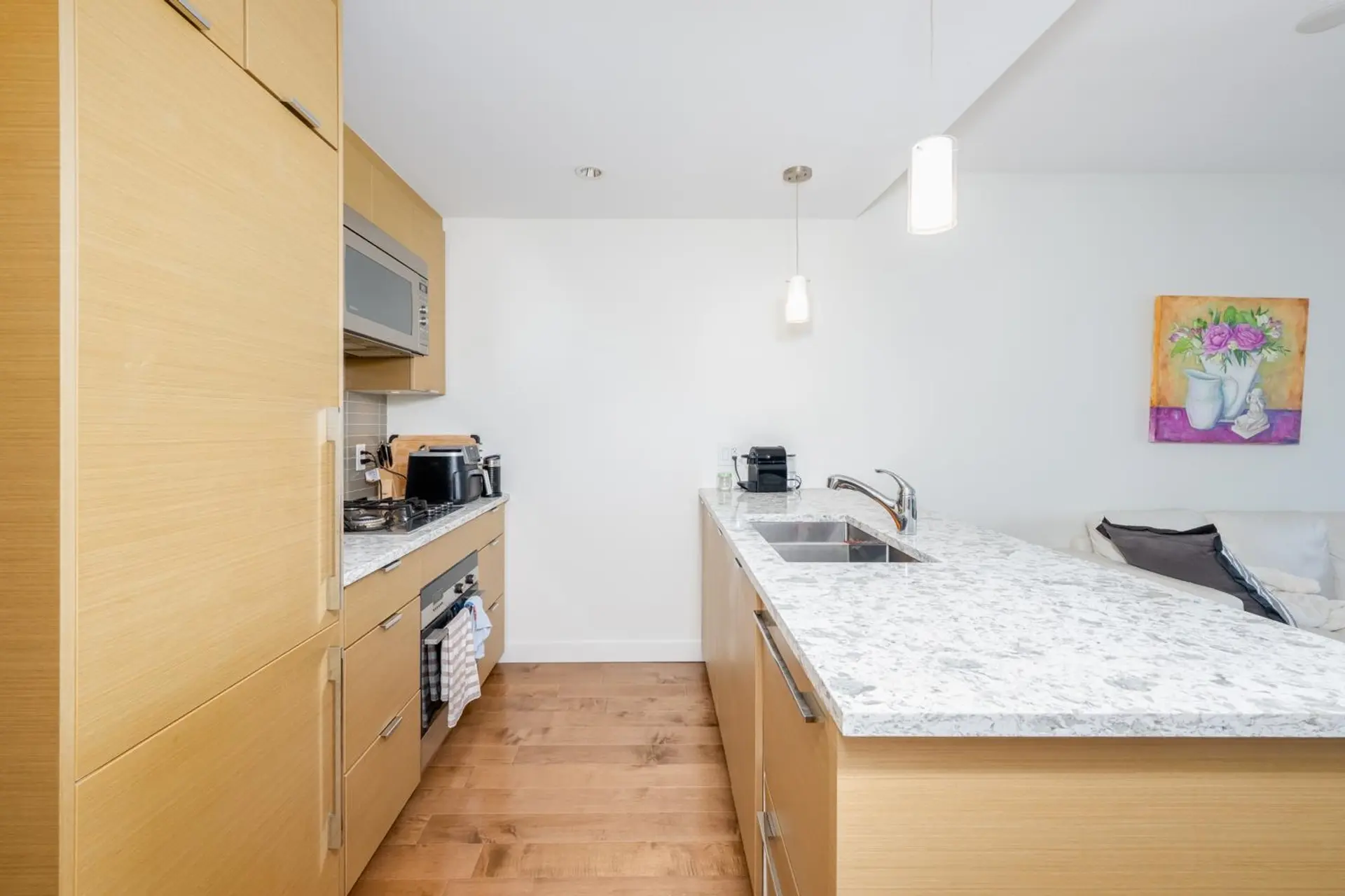 #309 4083 Cambie Street - Image 5
