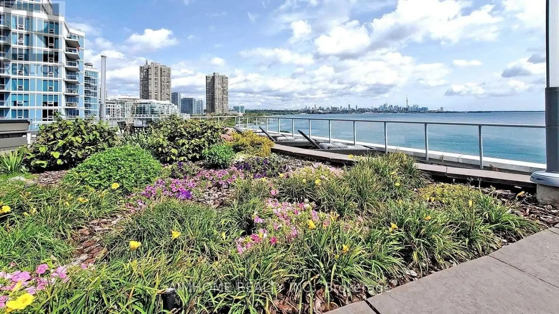 #1601 80 MARINE PARADE DRIVE - Image 15