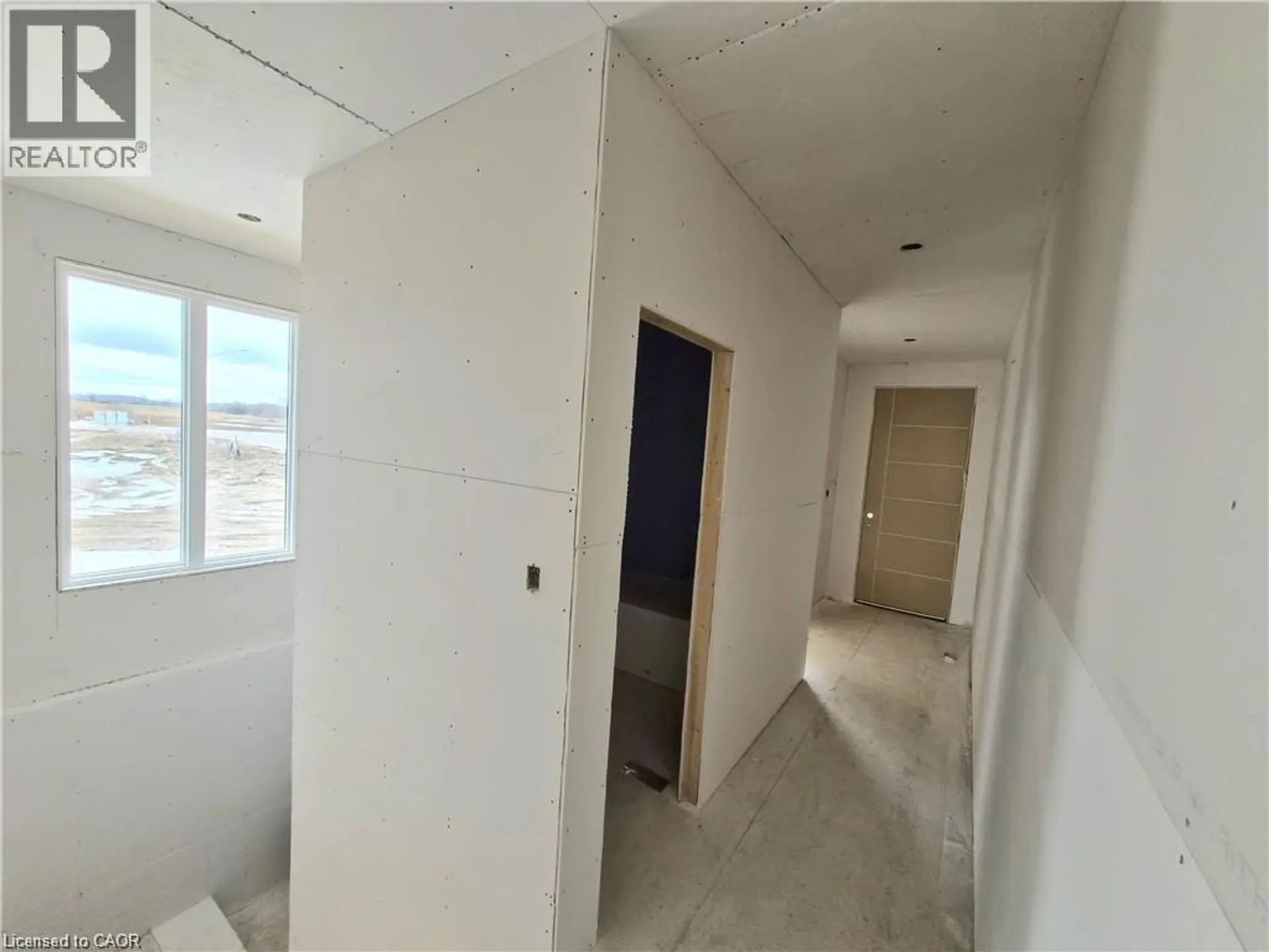 106 THACKERAY Way - Image 6