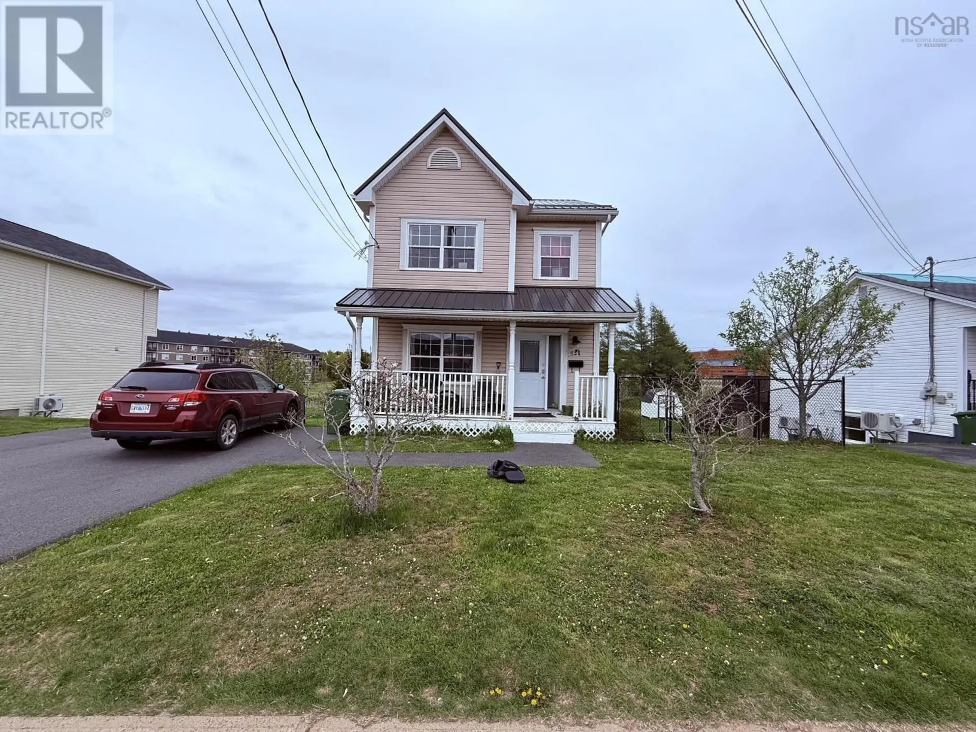 431 YOUNG Street - Image 10