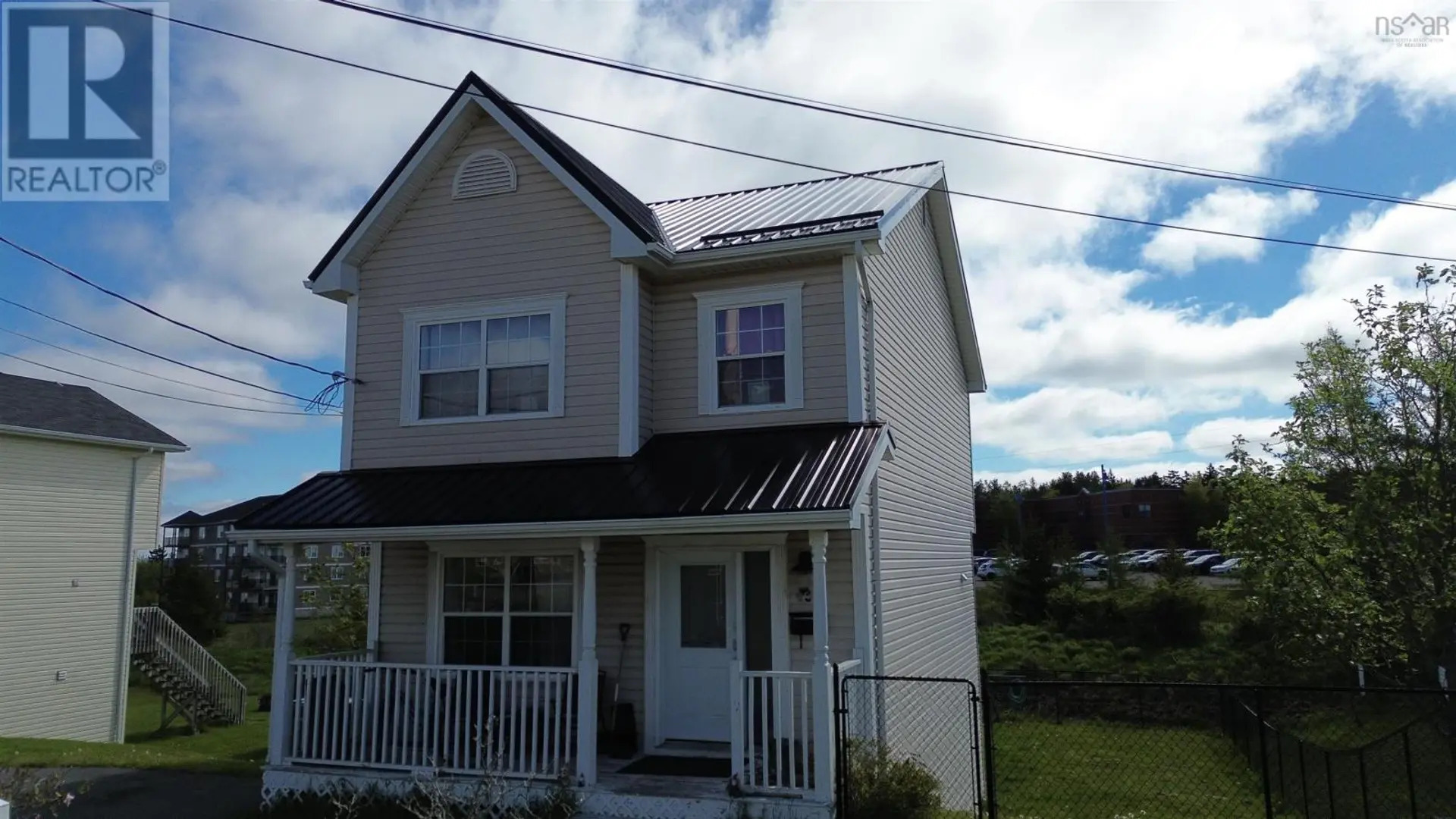 431 YOUNG Street - Image 19