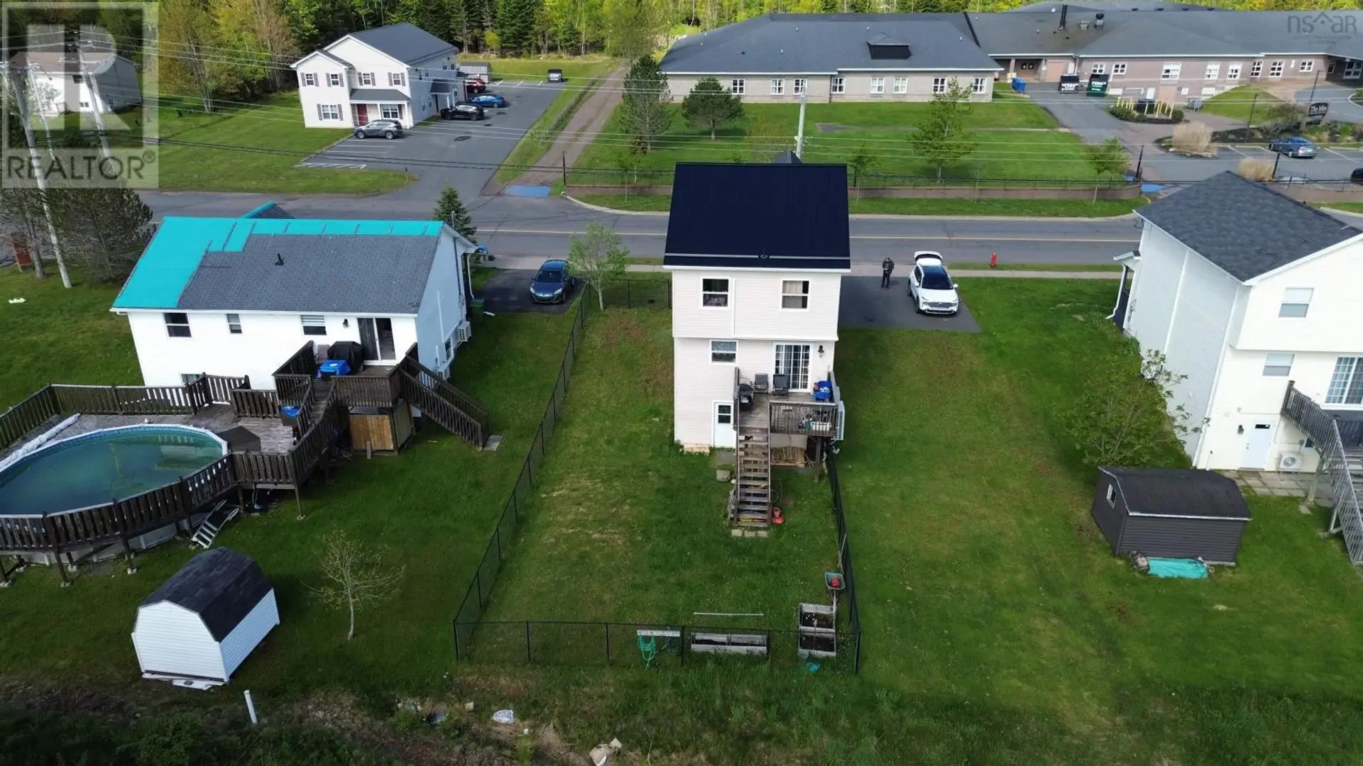 431 YOUNG Street - Image 20