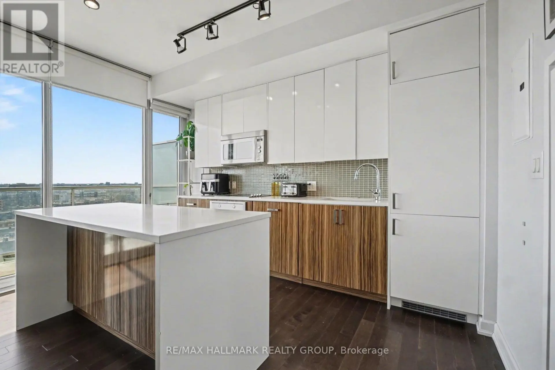 #1208 300 LISGAR STREET - Image 5