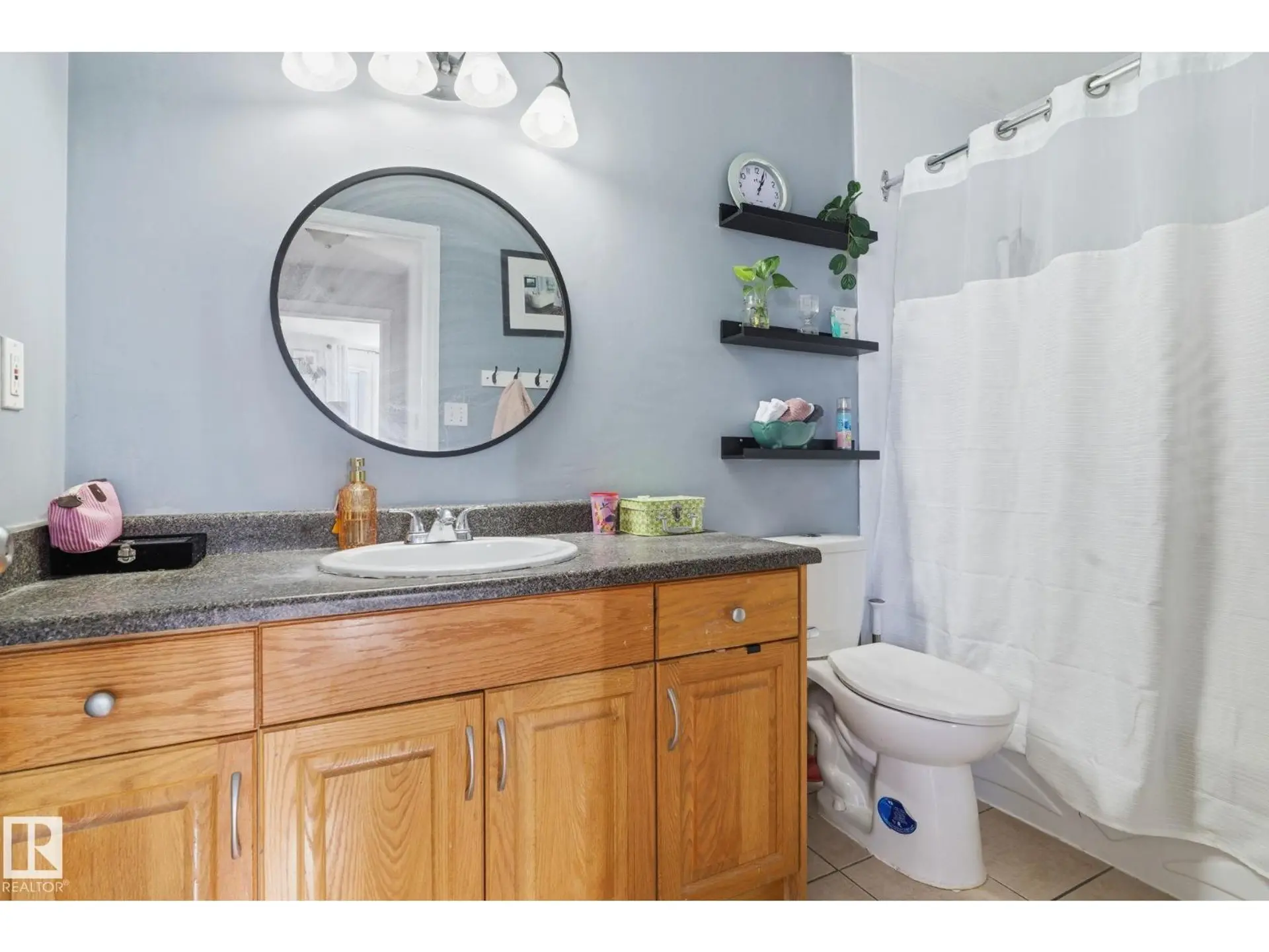 #62 2505 42 ST NW - Image 11