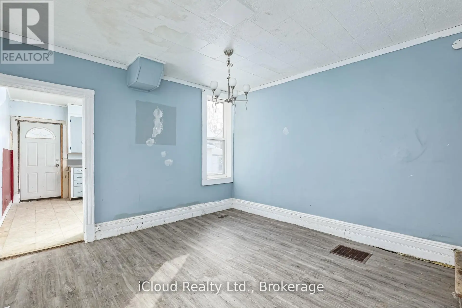 1083 3RD A AVENUE E - Image 5