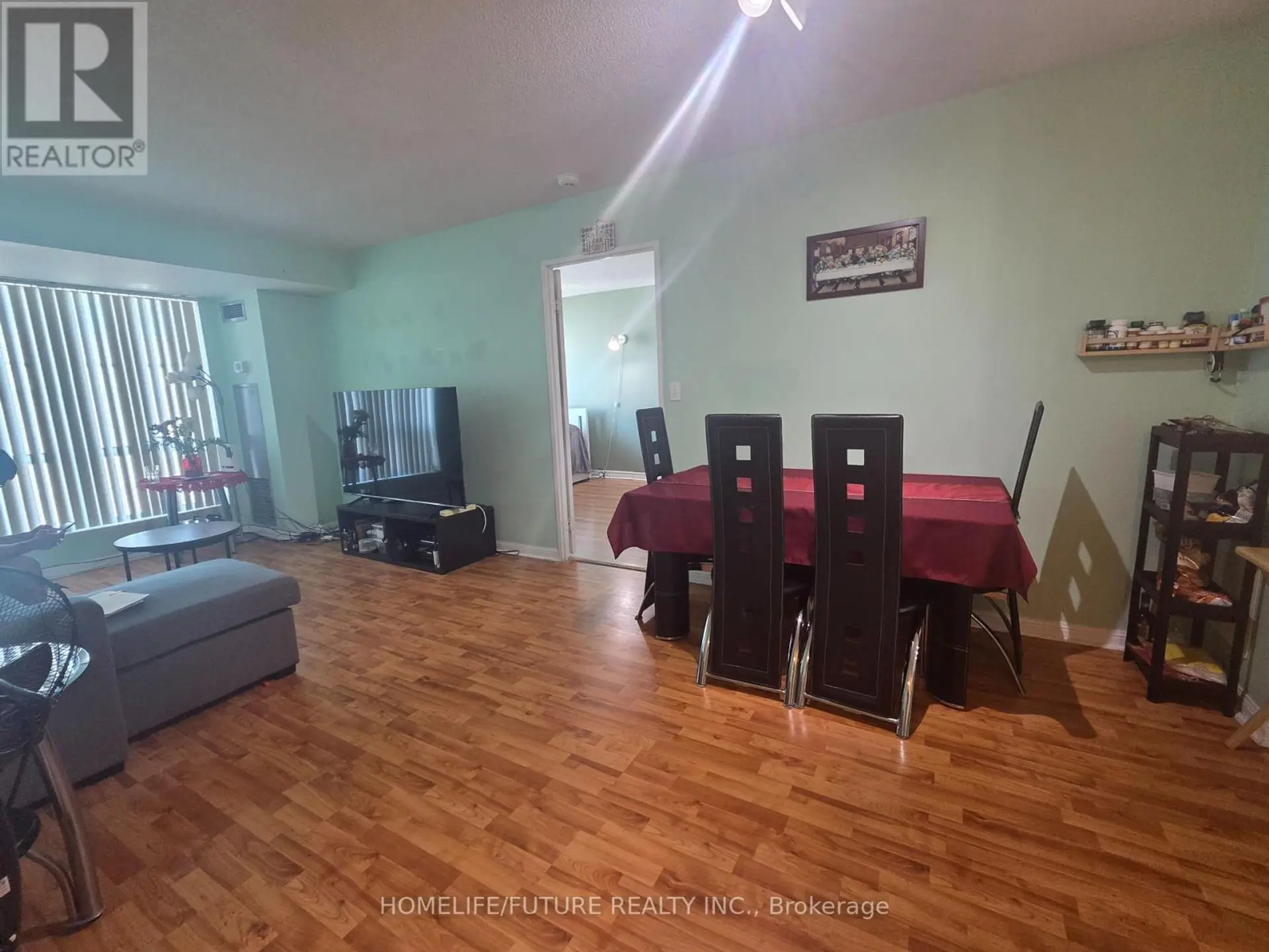 #1209 1 LEE CENTRE DRIVE - Image 3