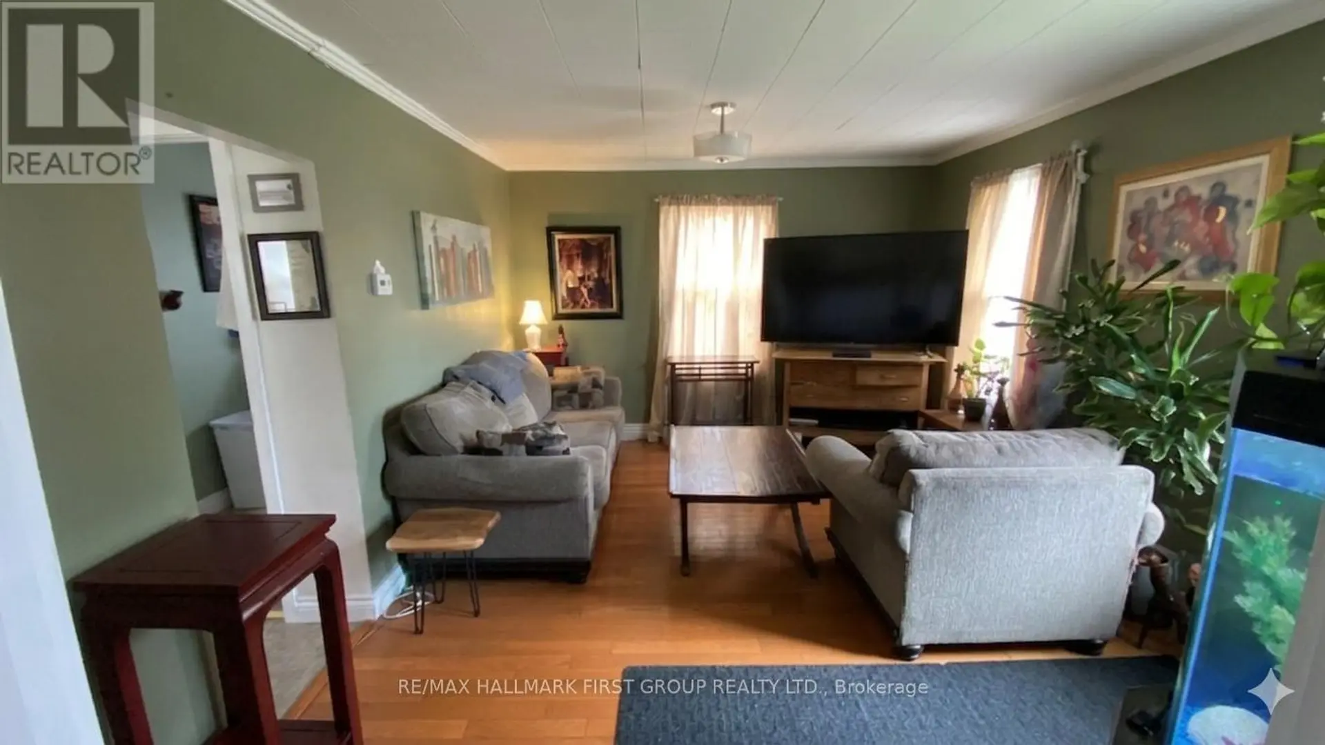 24 GEORGE STREET - Image 4