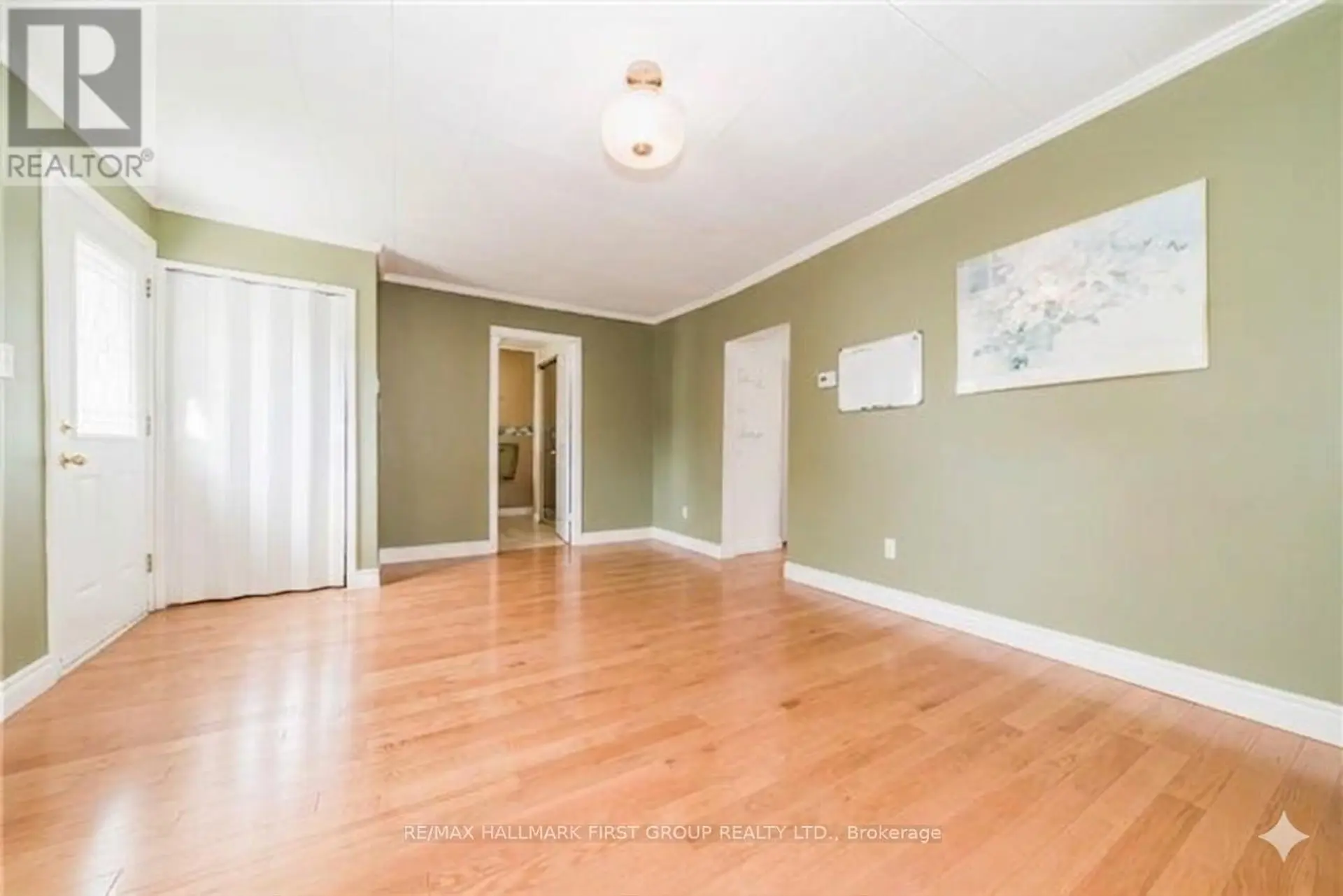 24 GEORGE STREET - Image 5