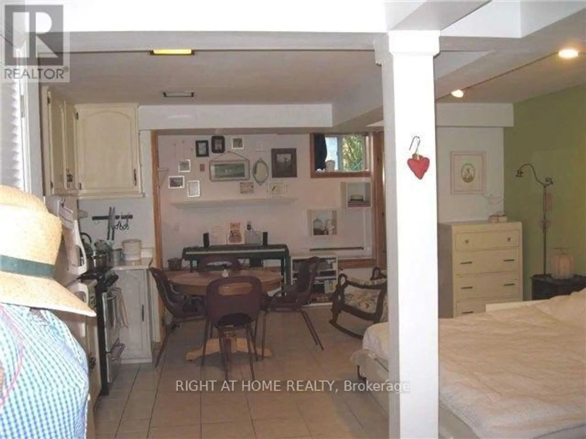 37 DEFOREST ROAD - Image 7
