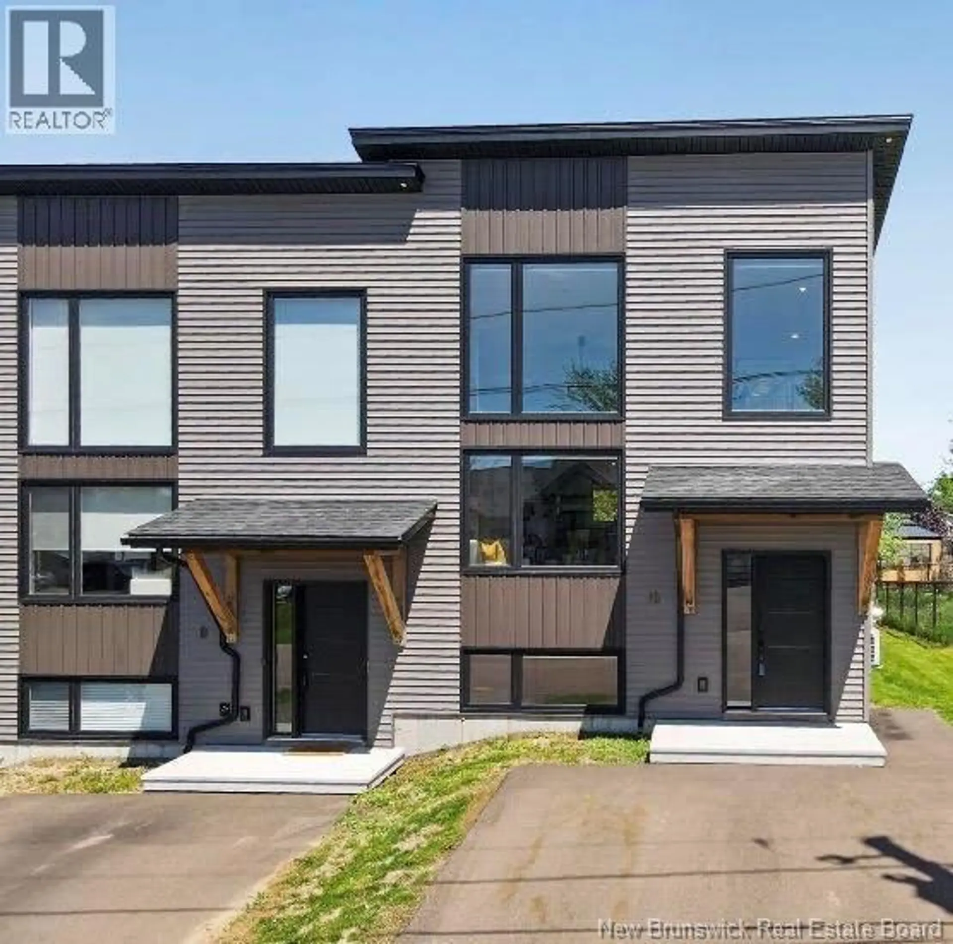 Property at 10 De la Colline Court, Dieppe, NB