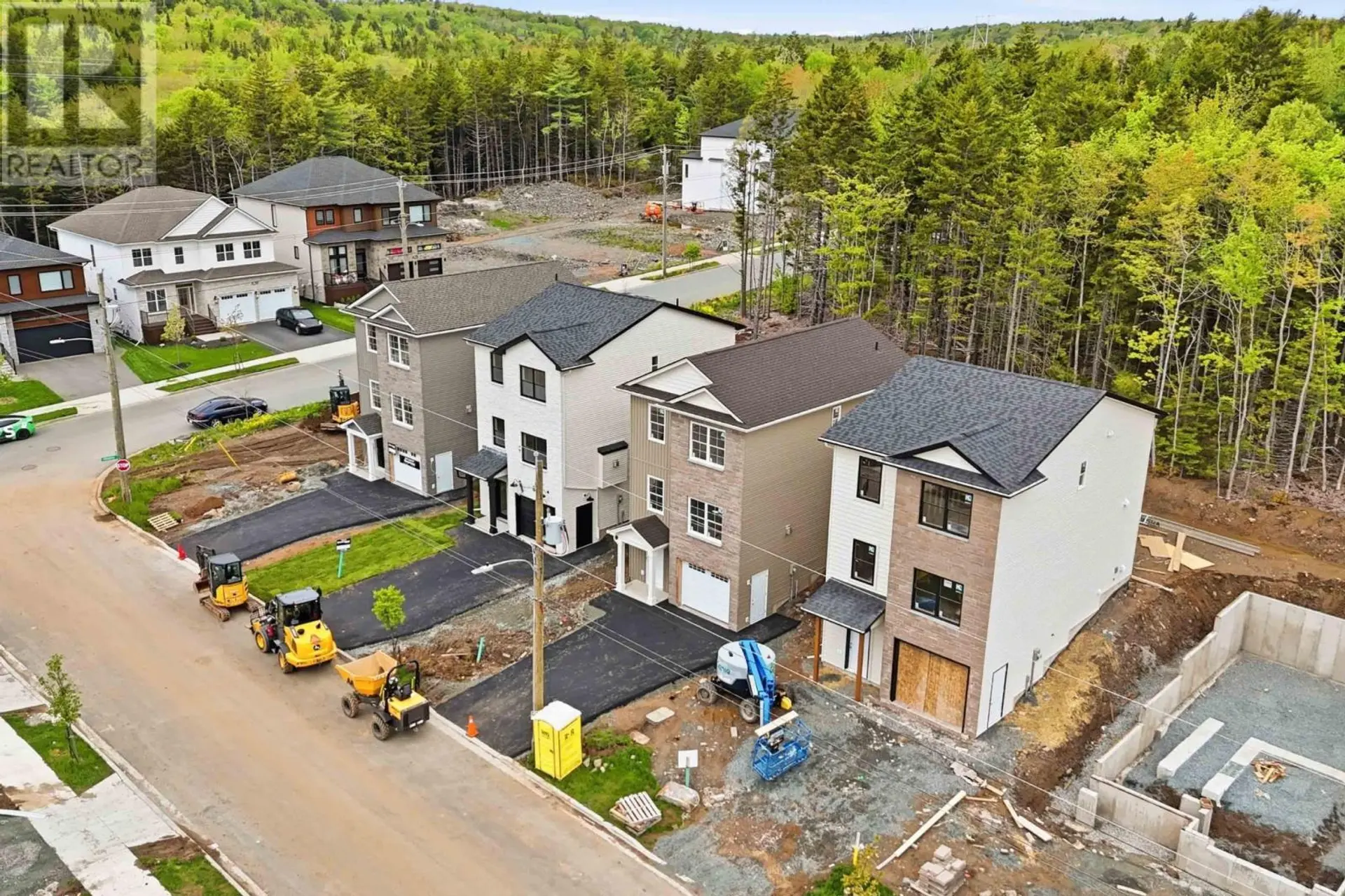 GAR-4 16 Garvey Court - Image 3