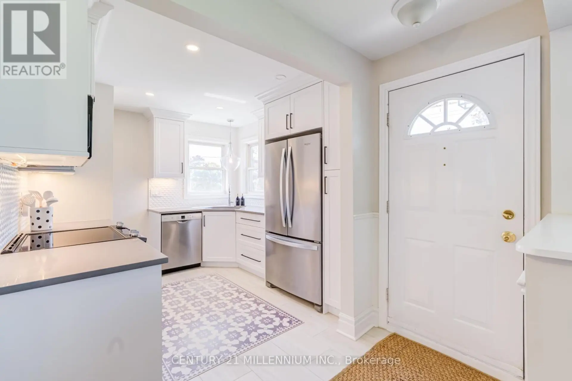 9 PRINCE CHARLES DRIVE - Image 7