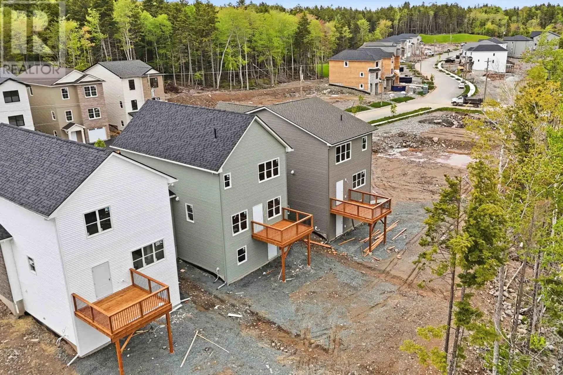 GAR-49 11 Garvey Court - Image 3