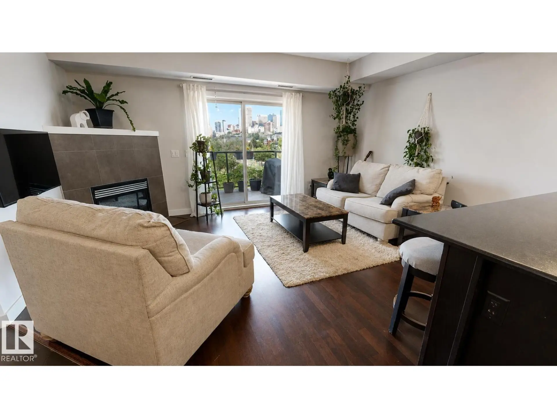 #405 9750 94 ST NW - Image 4