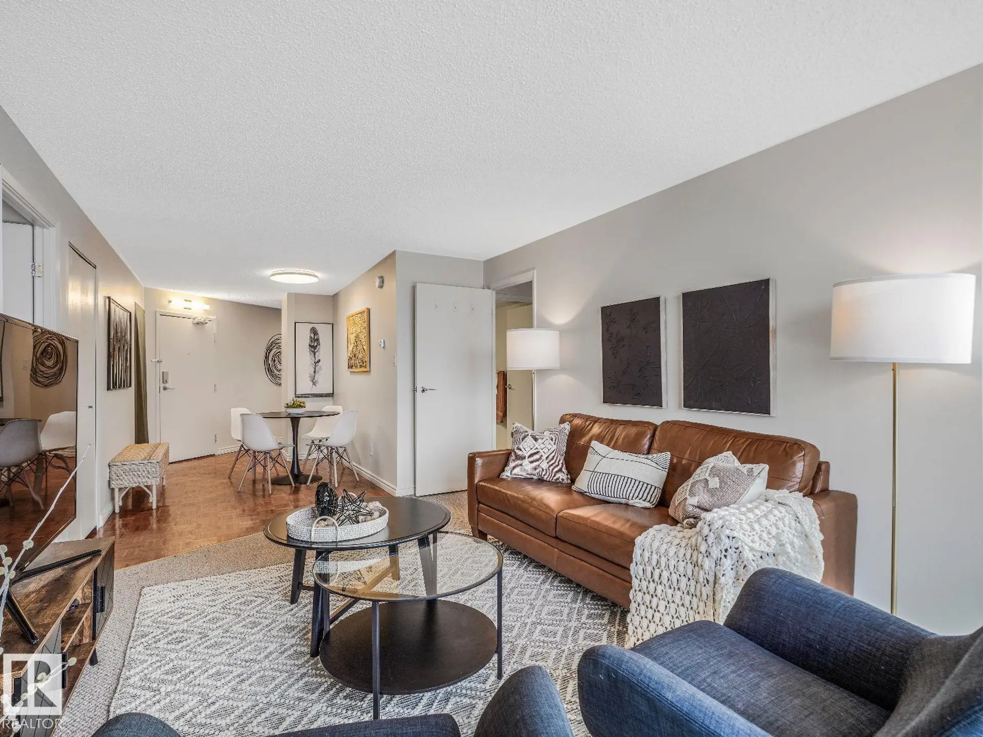 #806 10149 SASKATCHEWAN DR NW - Image 3