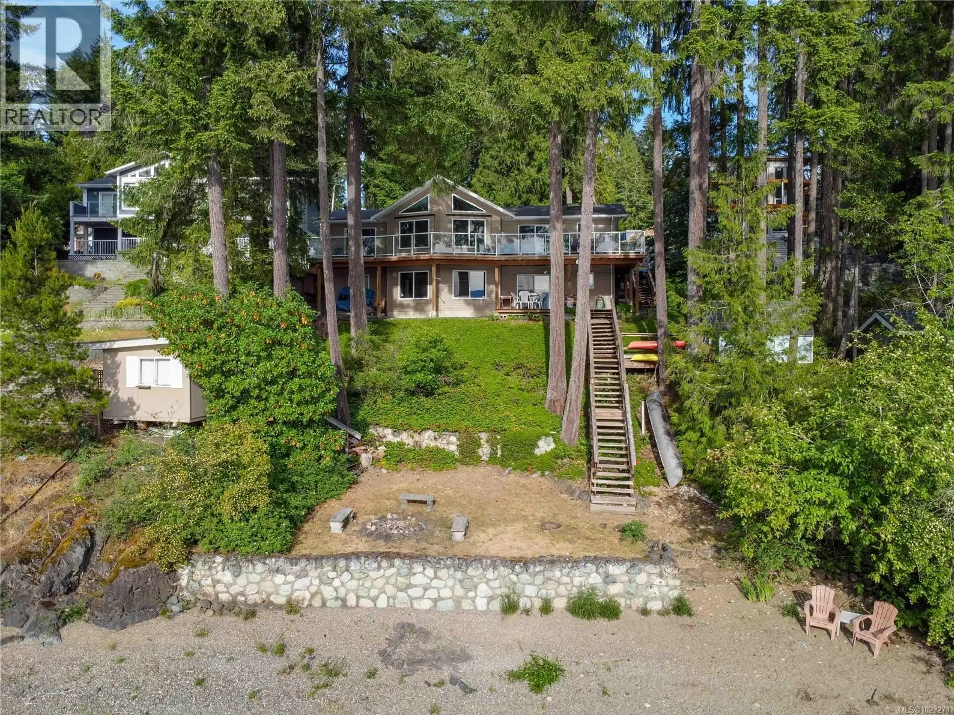 Property at 8253 Dickson Dr, Port Alberni, BC