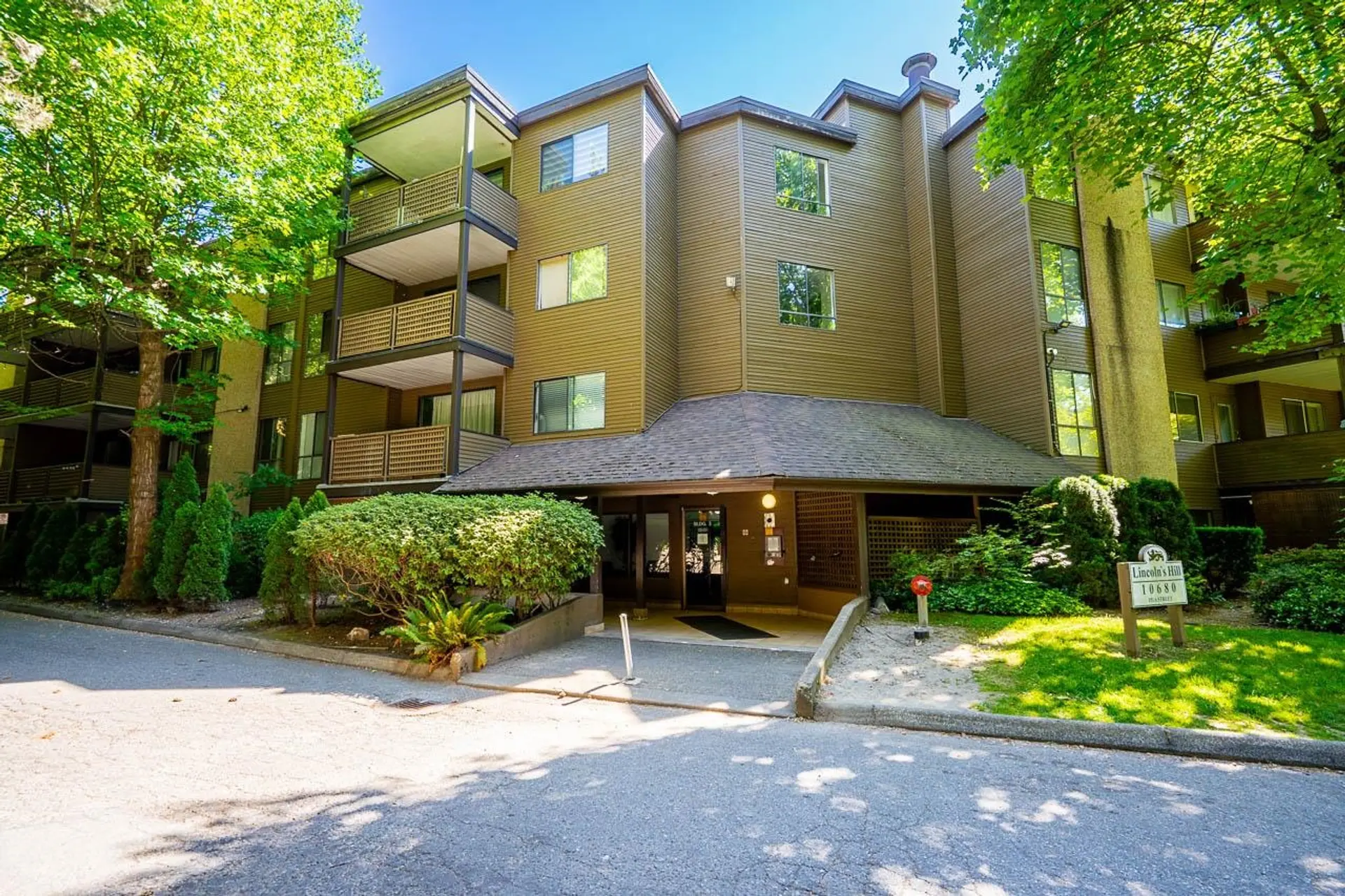 #306 10680 151a Street - Image 17