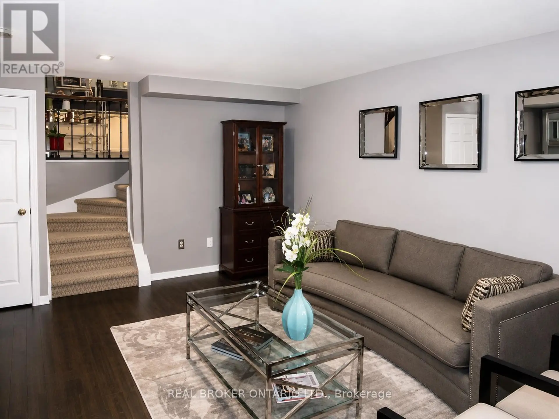 21 SADDLER STREET - Image 13