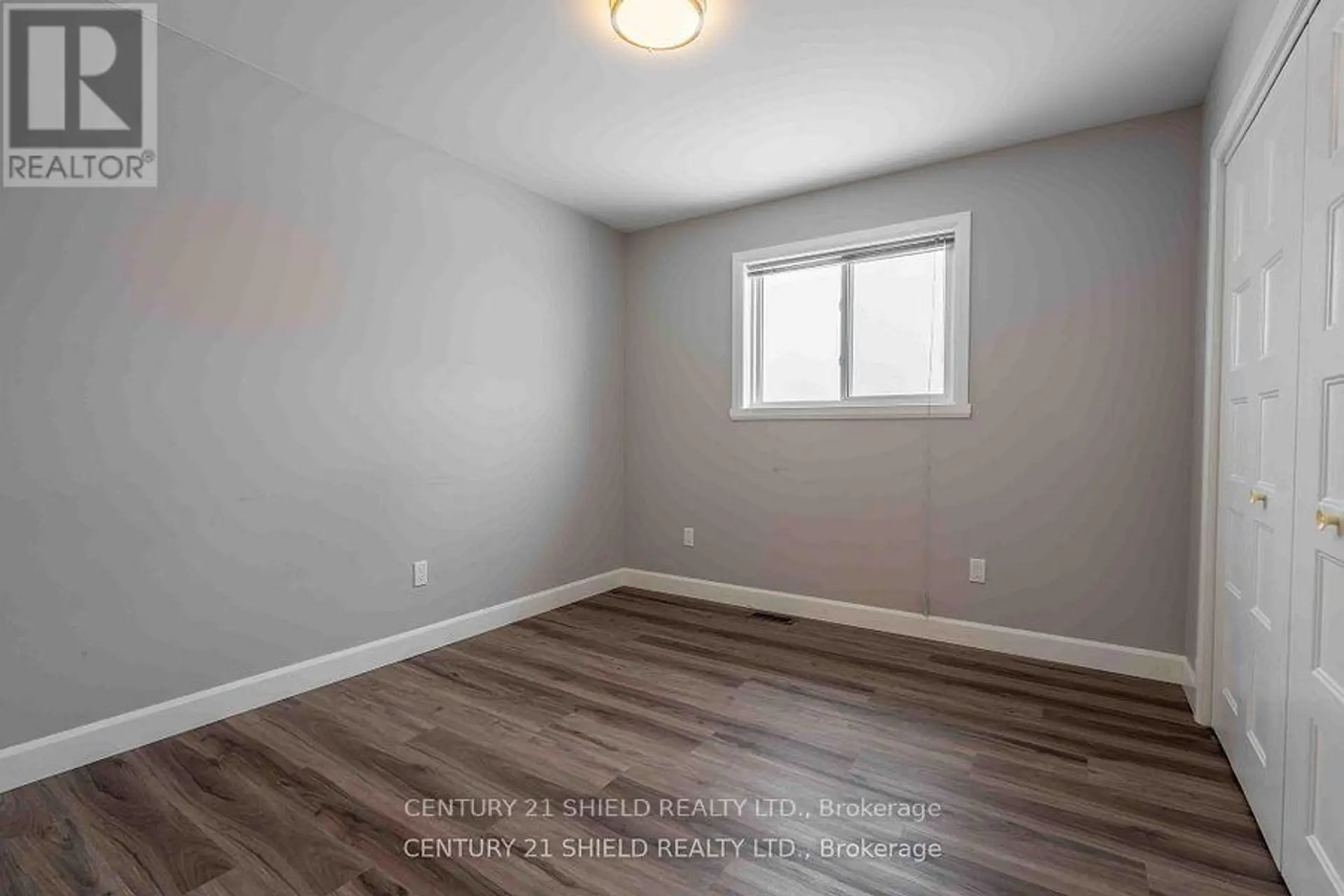 238 EAST RIDGE DRIVE - Image 11