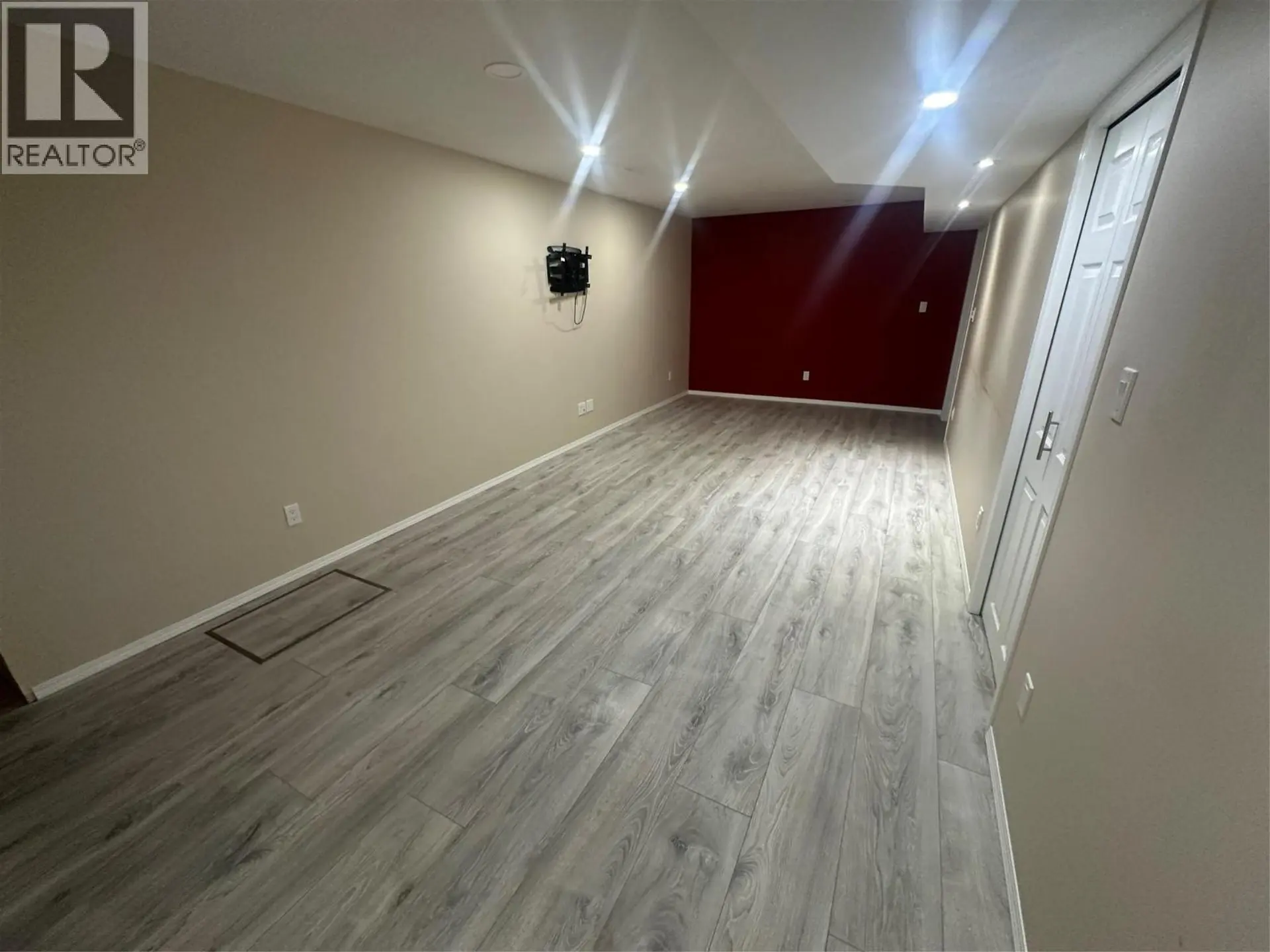 4108 52A Place NE - Image 14