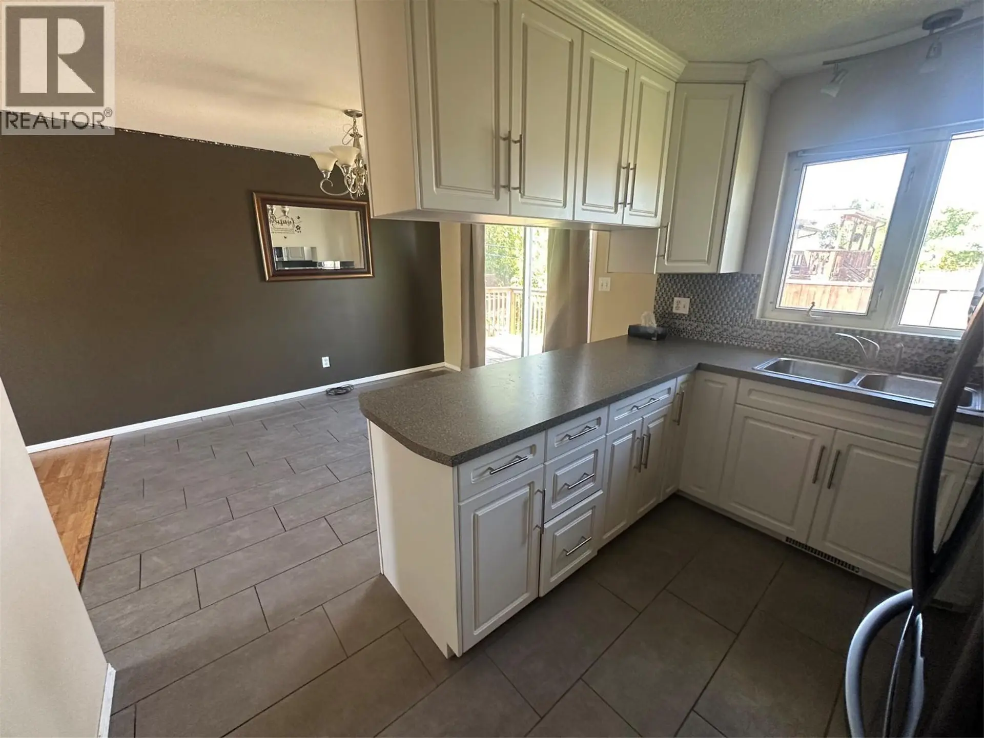 4108 52A Place NE - Image 13