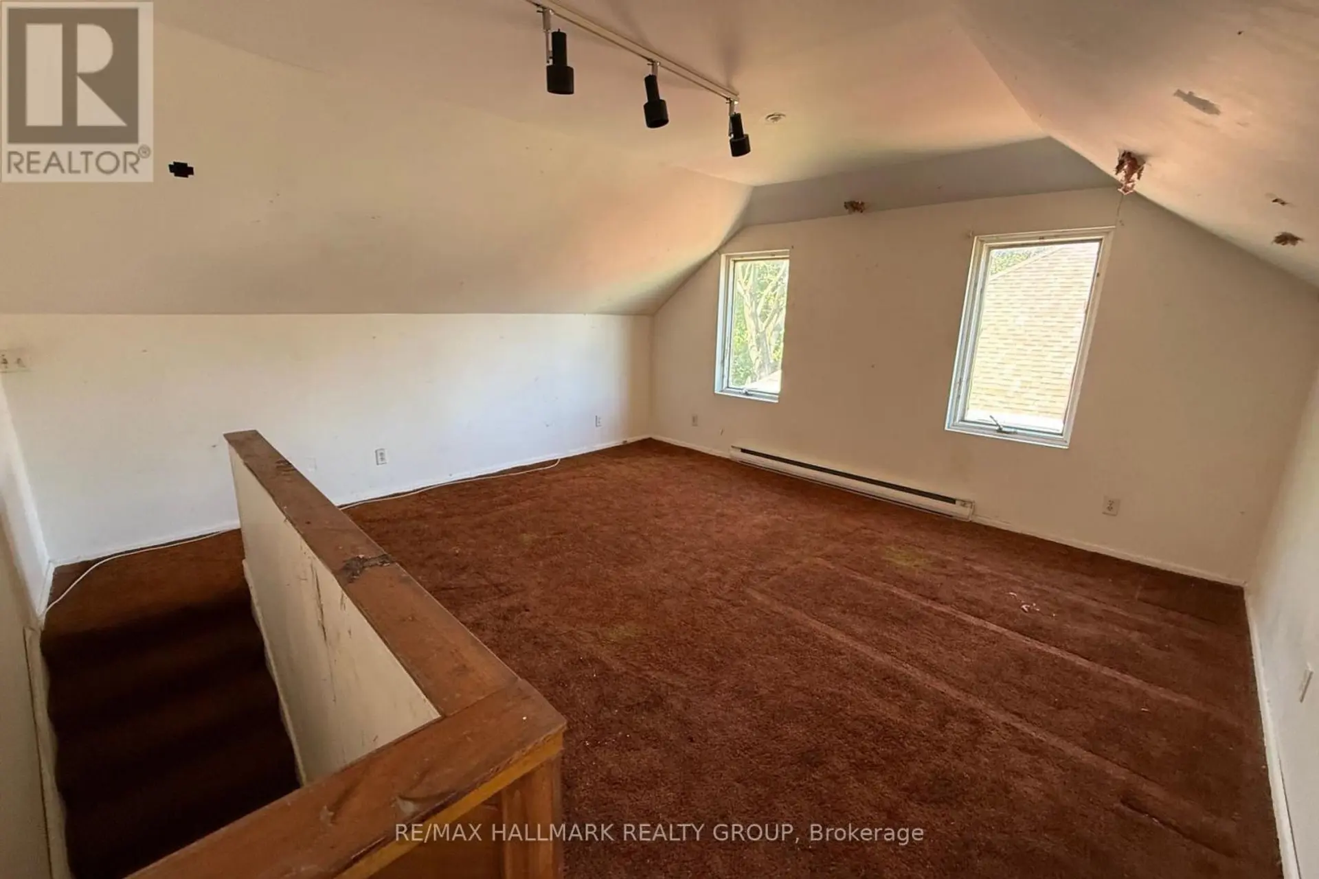 142 CLARENDON AVENUE - Image 13