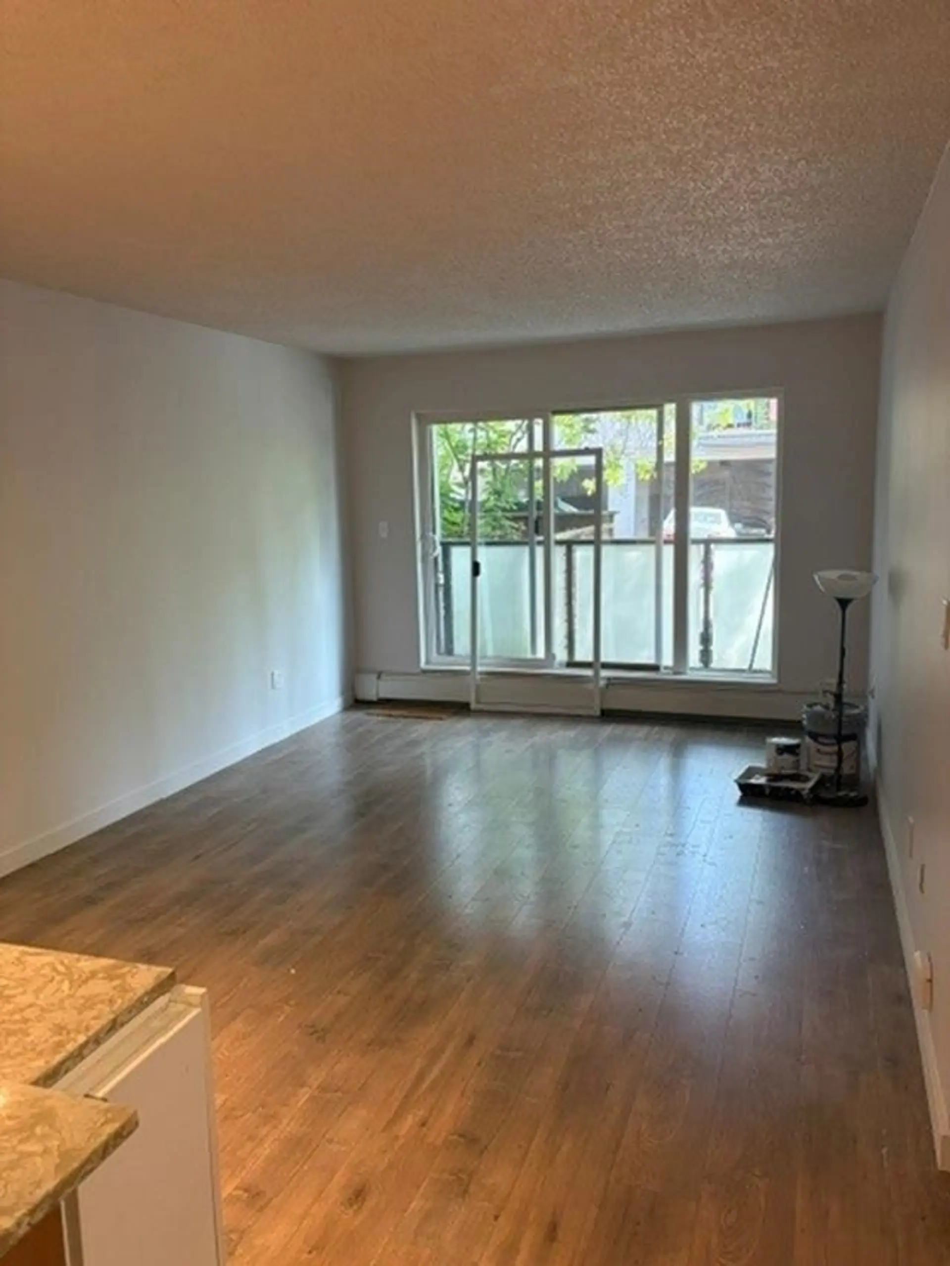 #205 2328 Oxford Street - Image 9