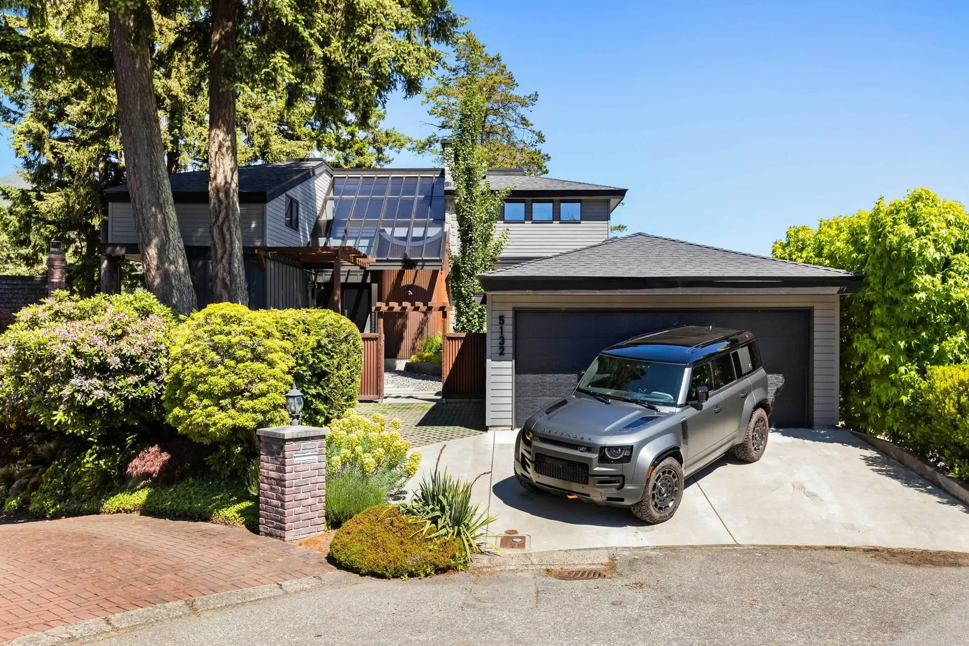Property at 5132 Alderfeild Place, West Vancouver, BC