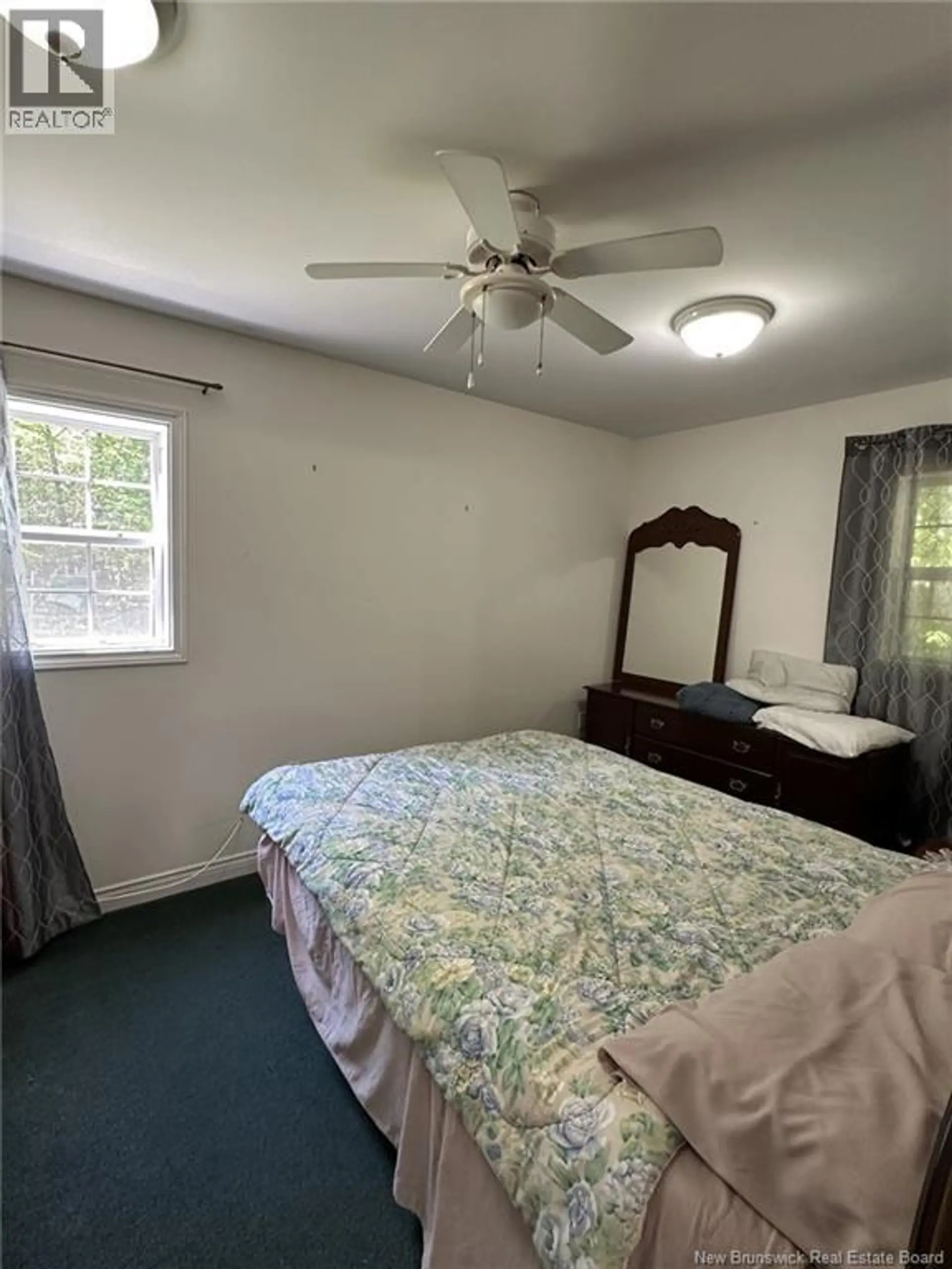 20 Scott Lane - Image 8