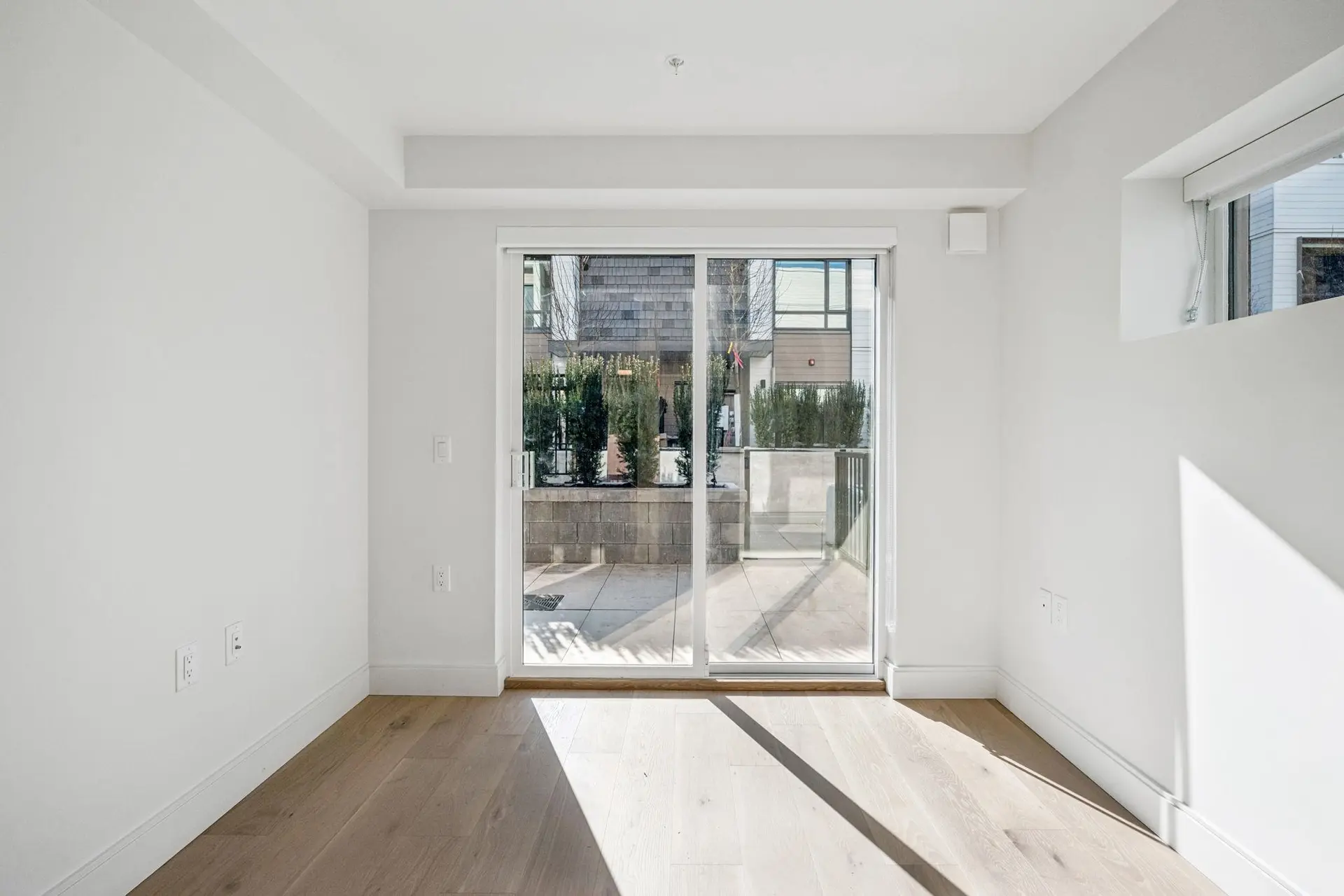 #153 408 W 45th Avenue - Image 12