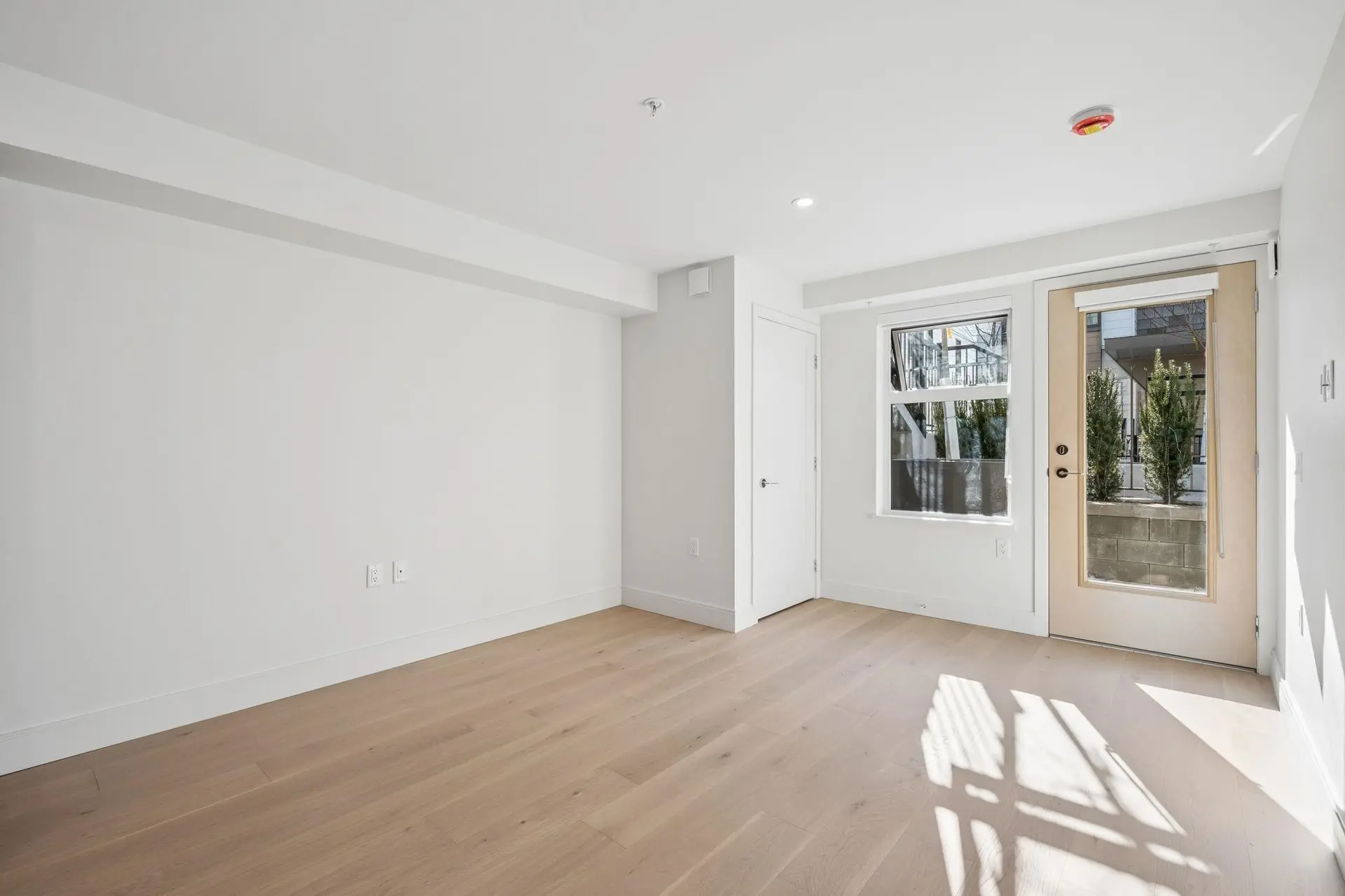 #153 408 W 45th Avenue - Image 10