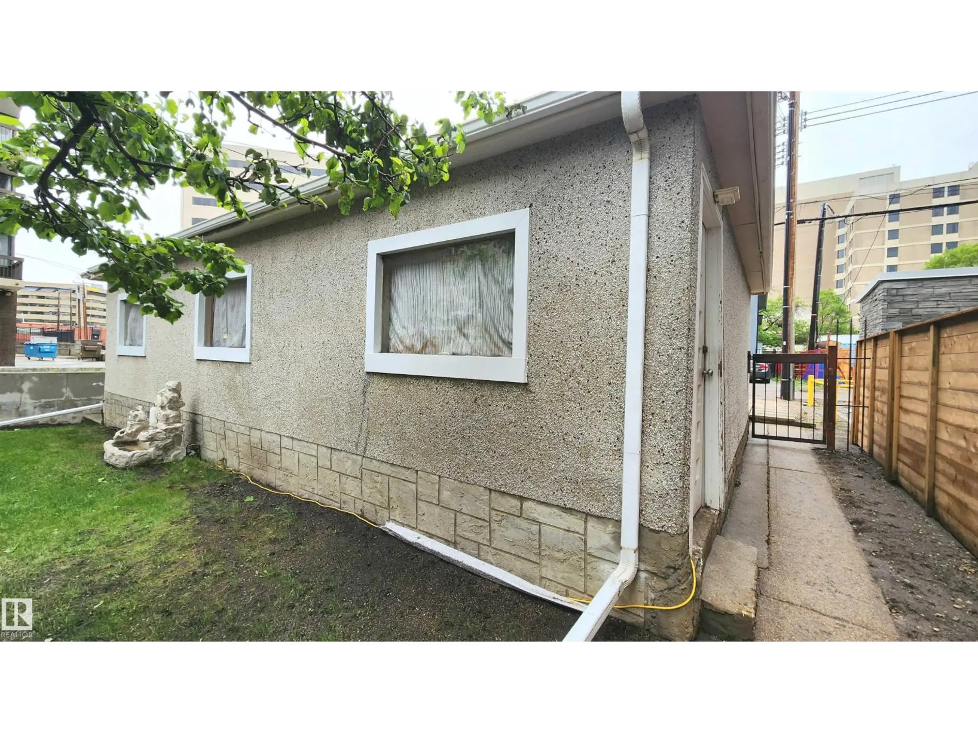 10017 113 ST NW - Image 5