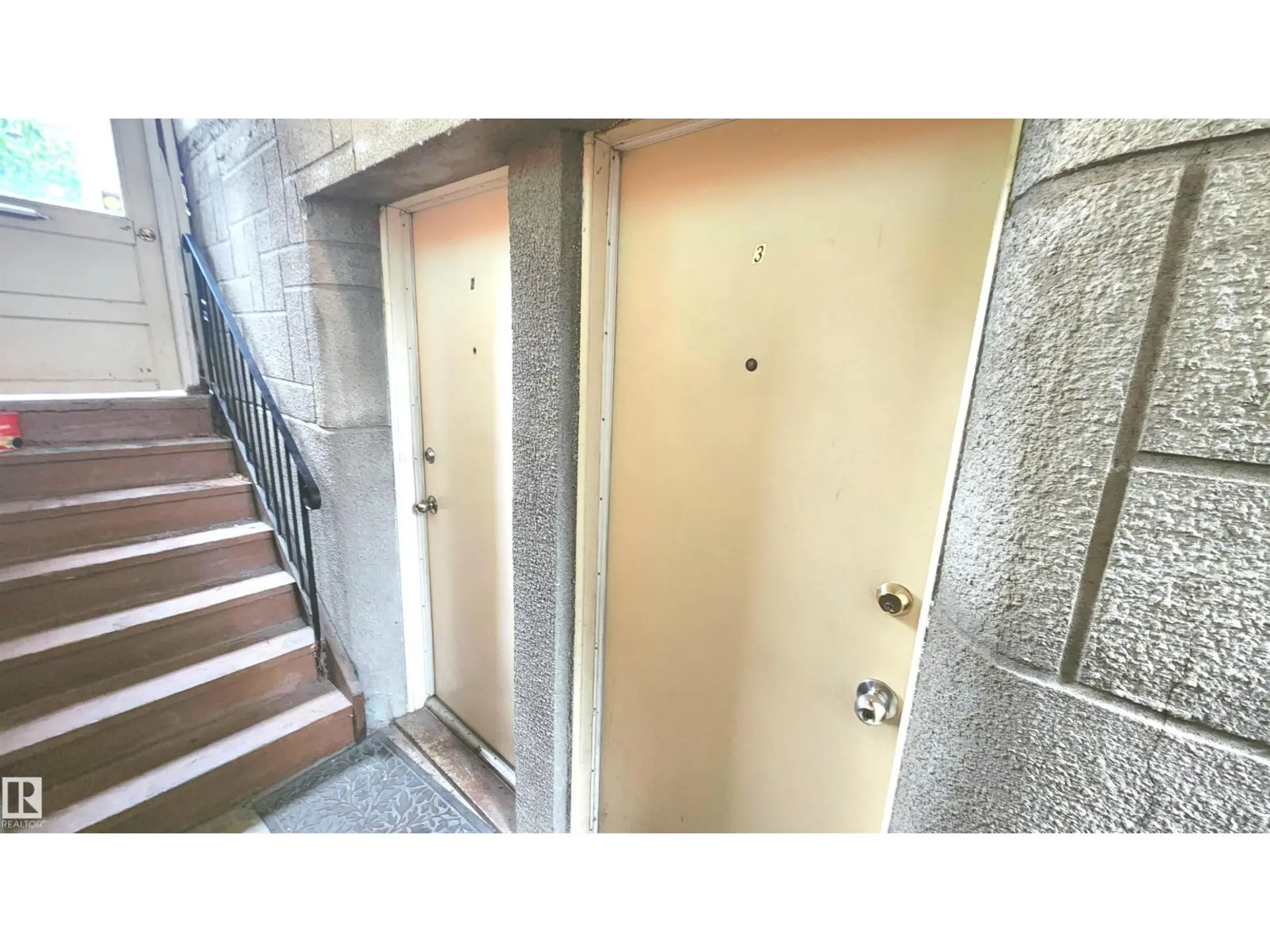 10017 113 ST NW - Image 7