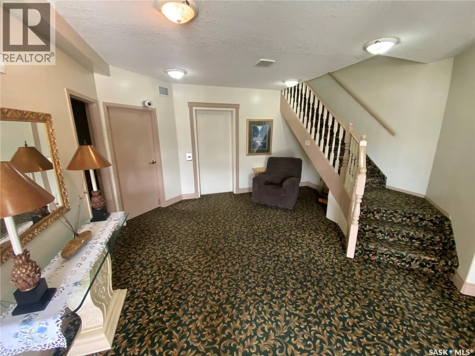 #203 57 Russell DRIVE - Image 16