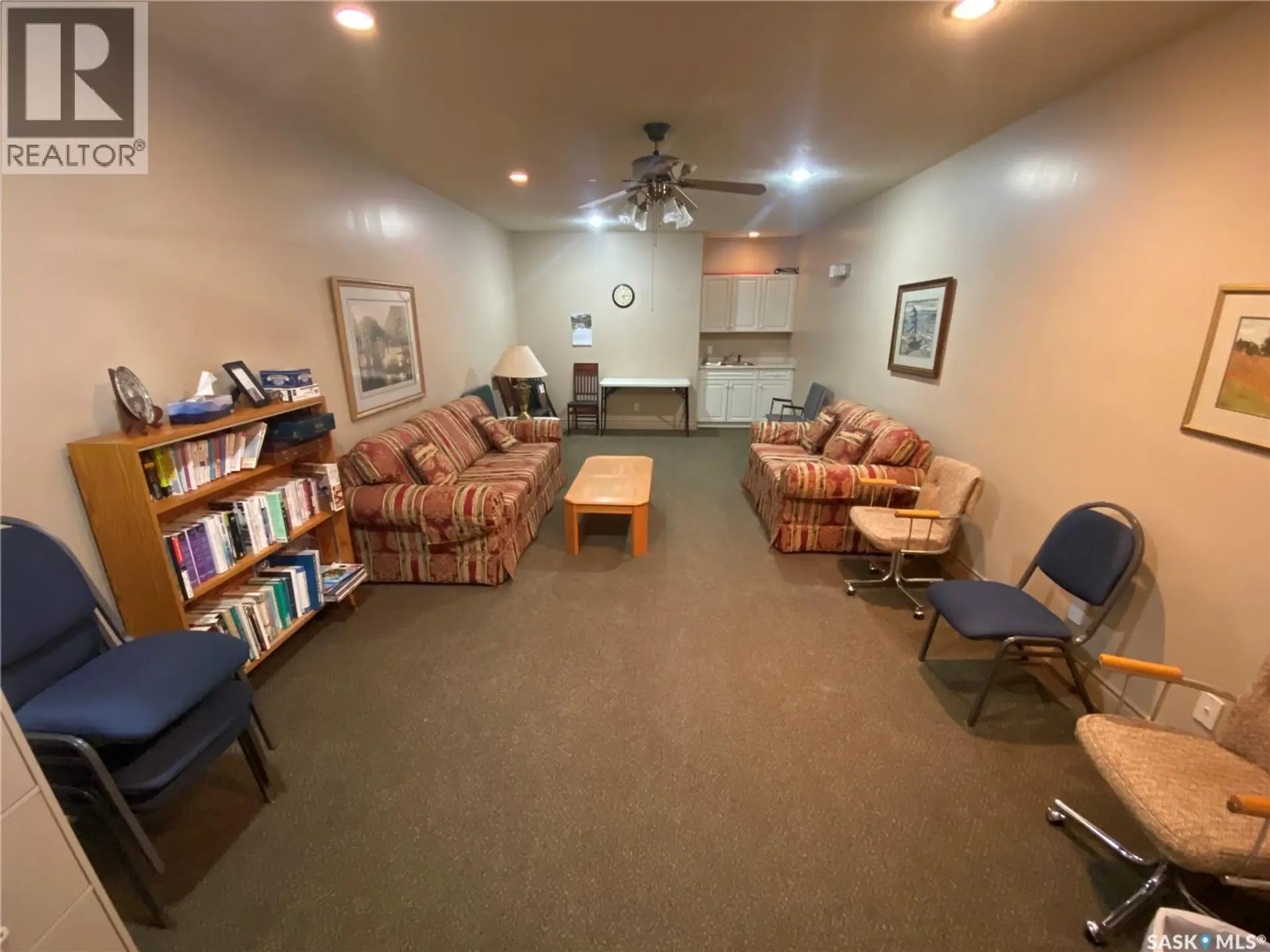 #203 57 Russell DRIVE - Image 18
