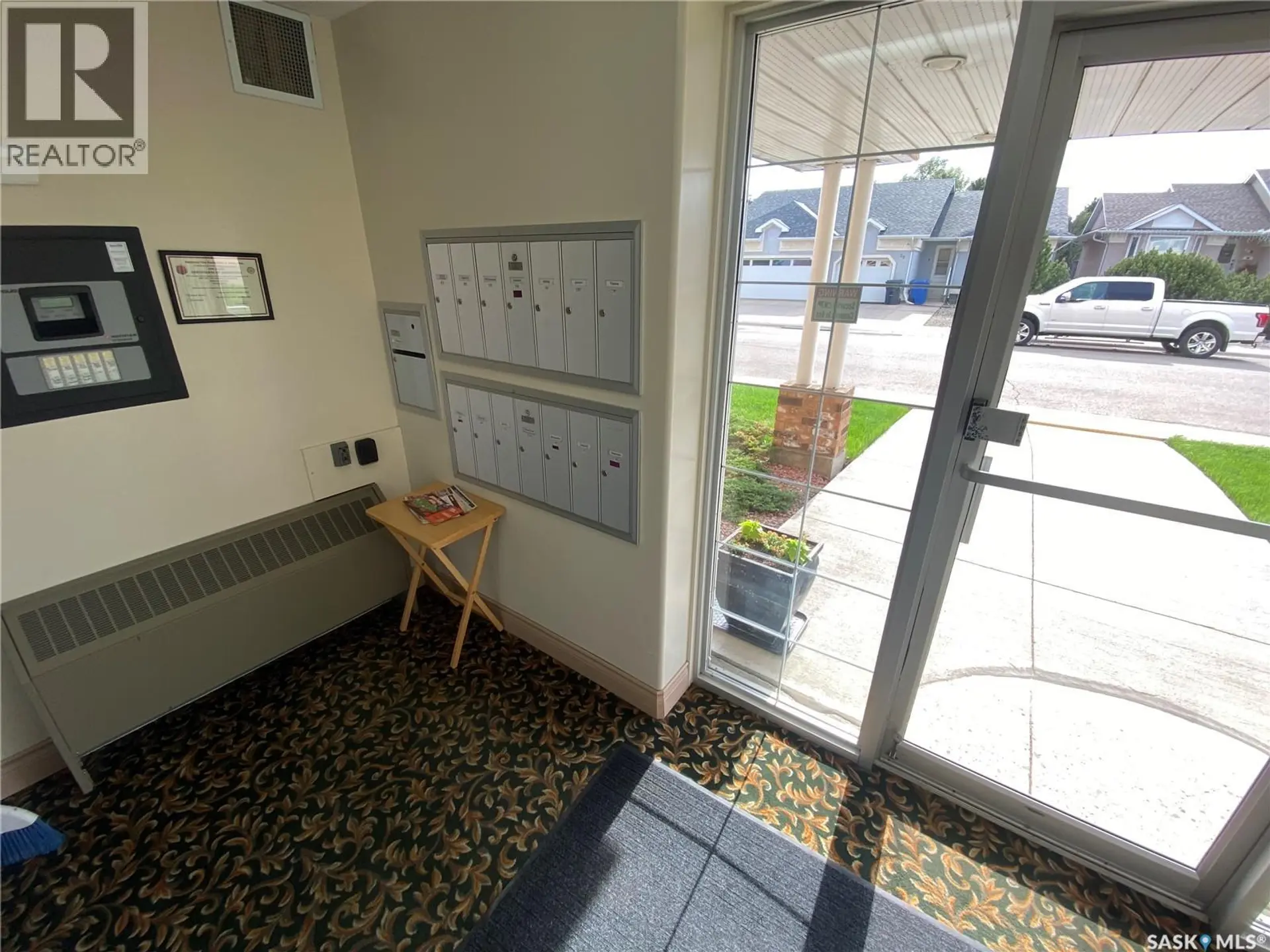#203 57 Russell DRIVE - Image 19