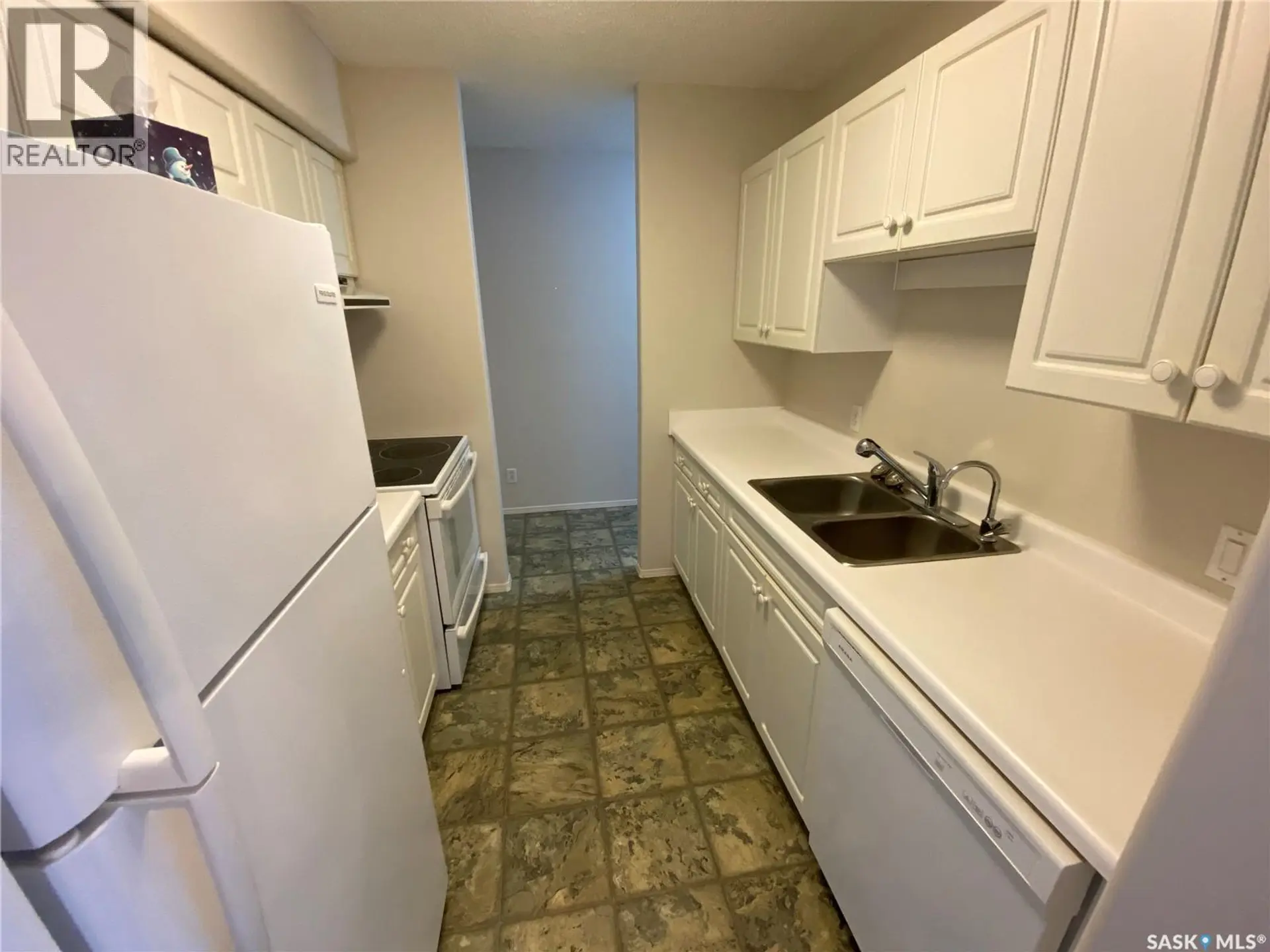 #203 57 Russell DRIVE - Image 3